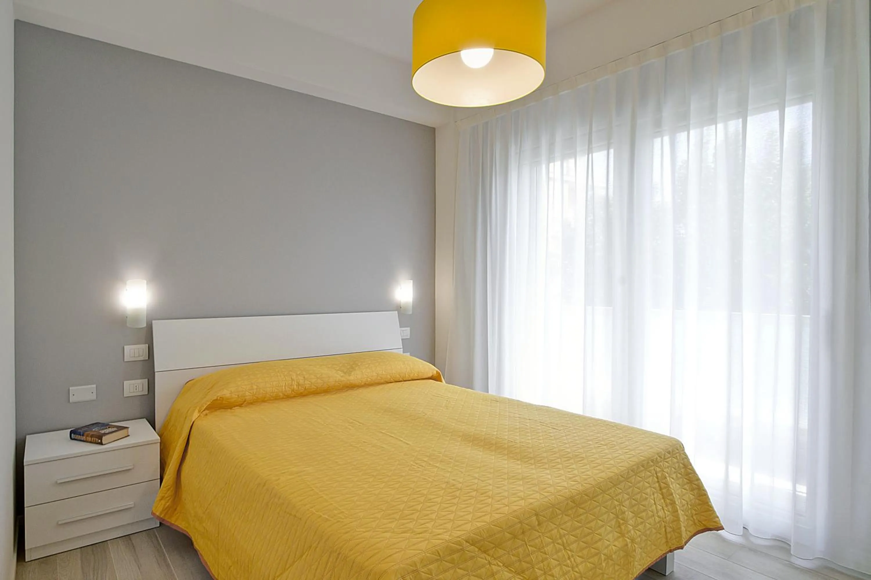 Bed in Residence Armony