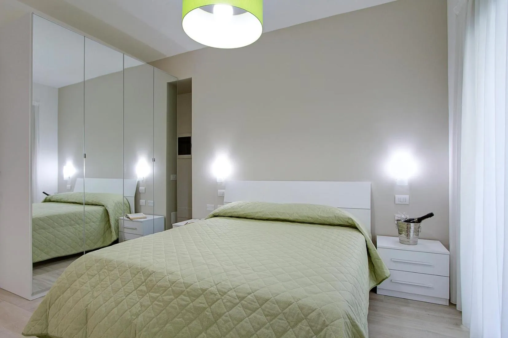 Bed in Residence Armony