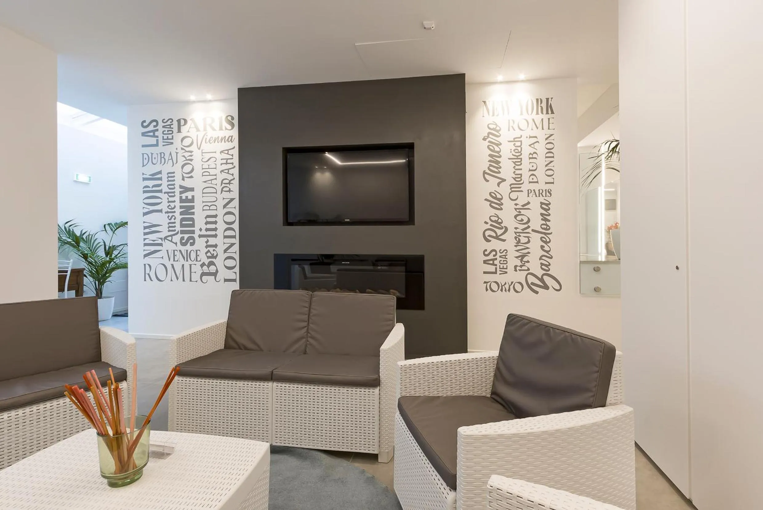 Communal lounge/ TV room in Residence Armony