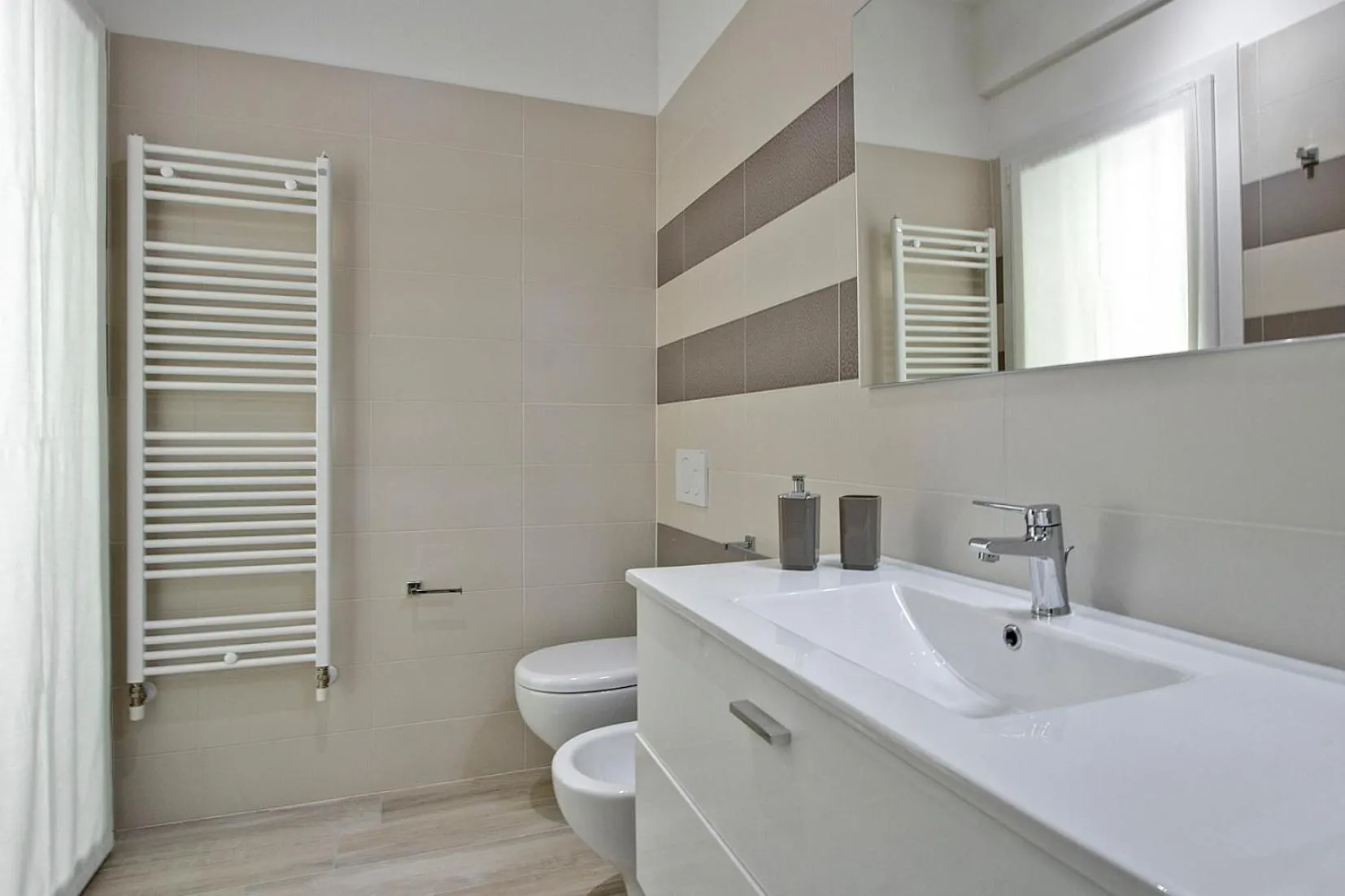 Shower in Residence Armony