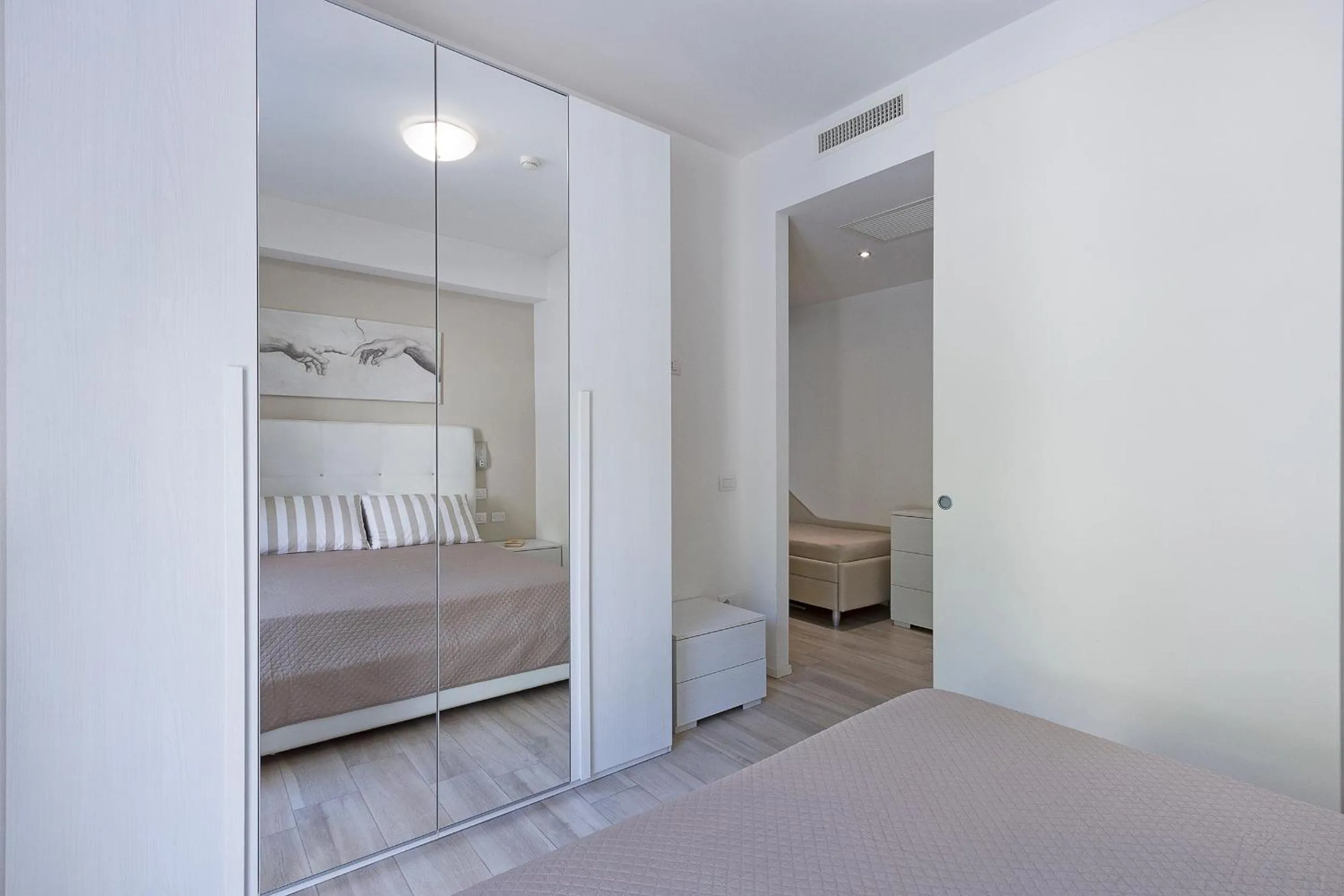 bunk bed, Bed in Residence Armony