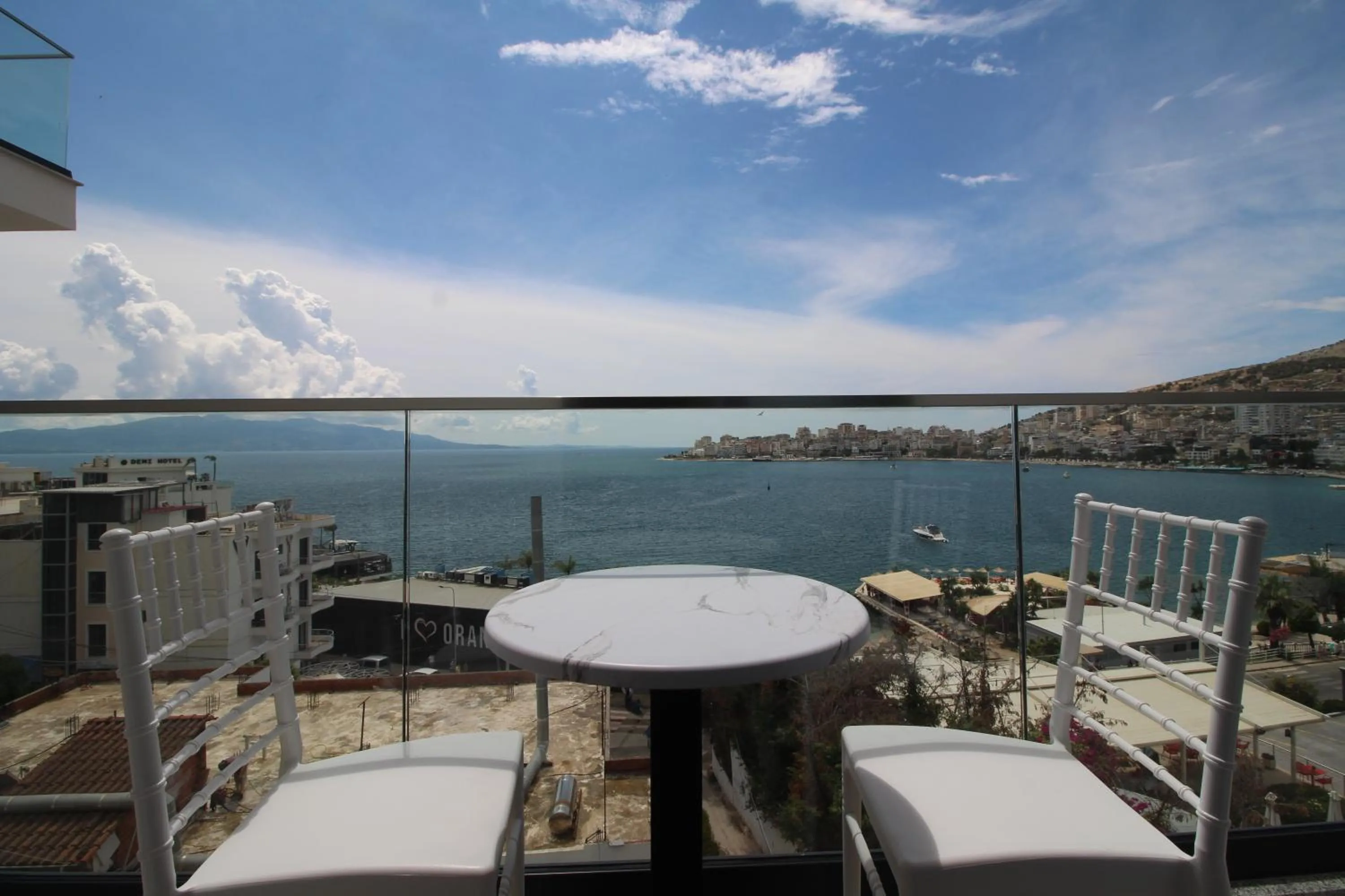 Patio in Julia Hotel