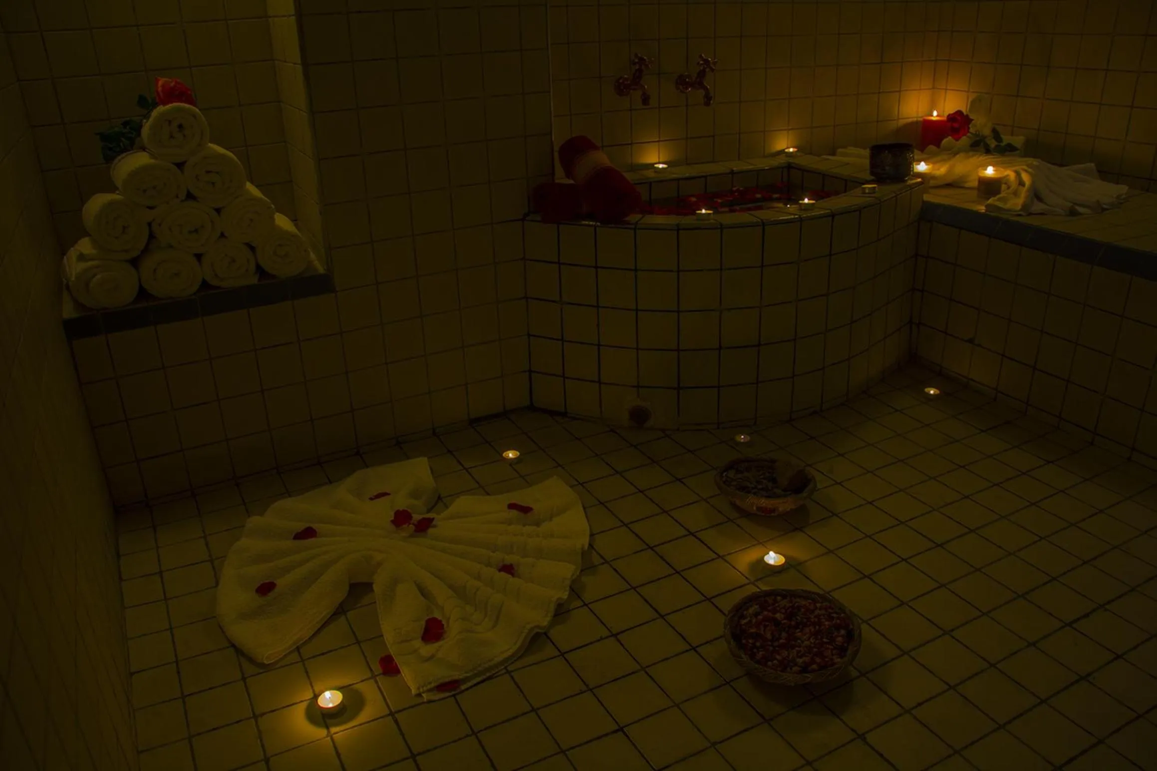 Steam room in Hôtel Racine