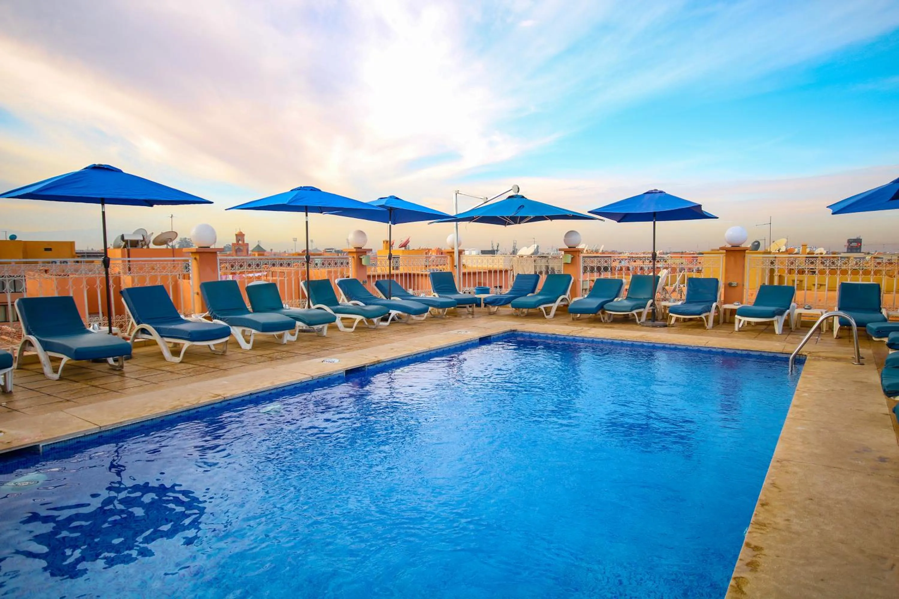 Day in Hôtel Racine