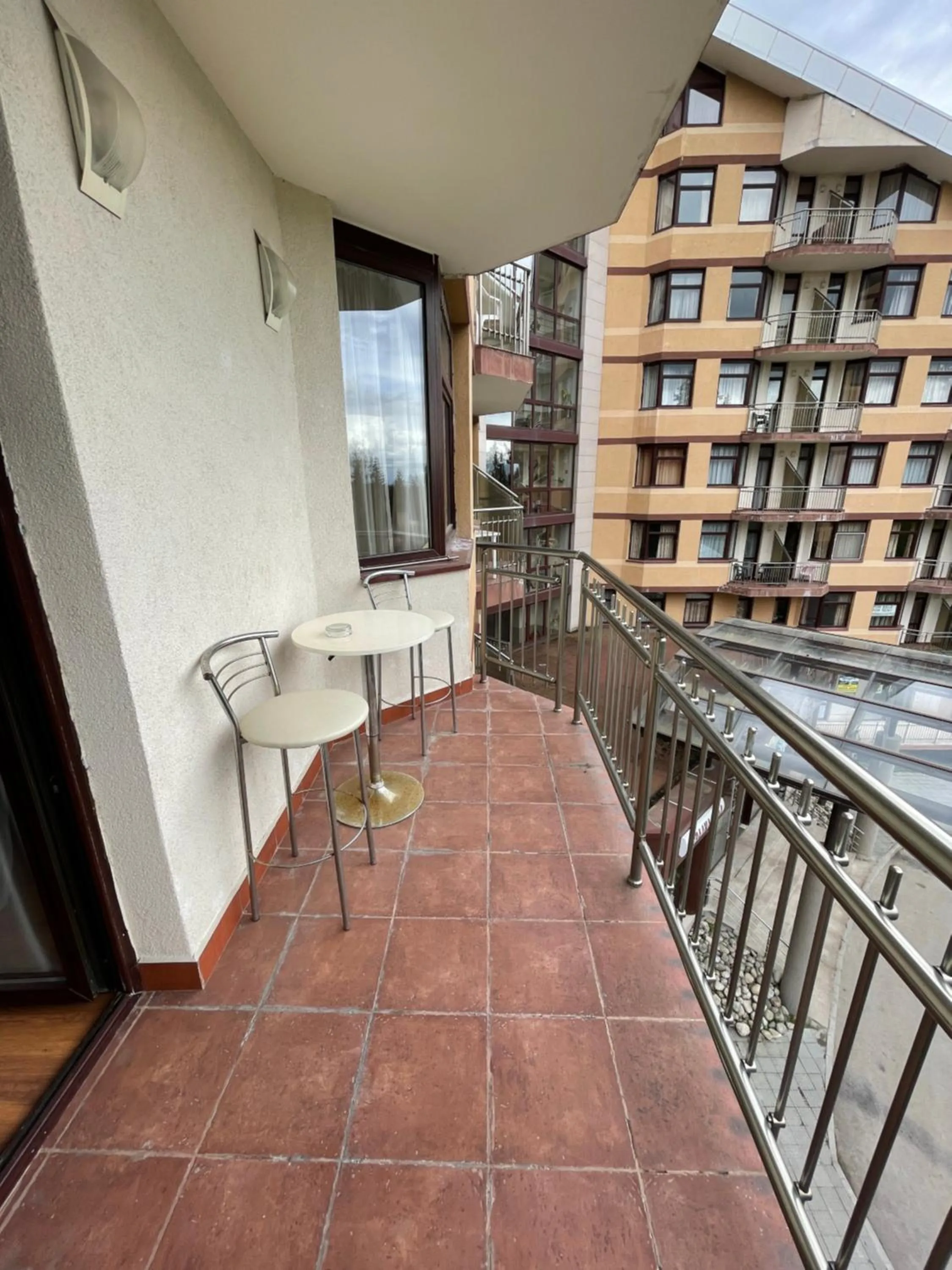 Balcony/Terrace in Persey Flora Apartments