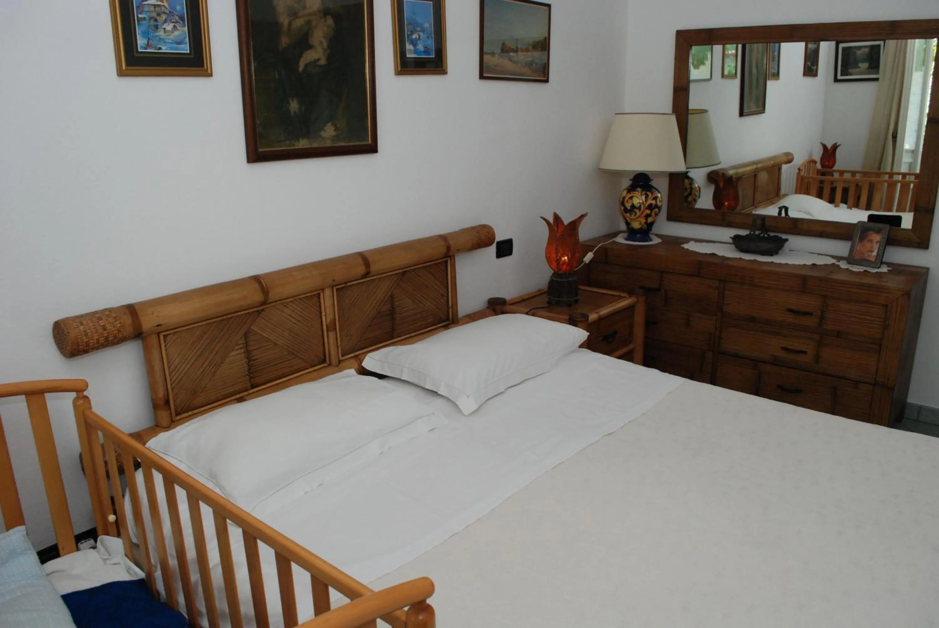 cot, Bed in Residence Villa Cristina