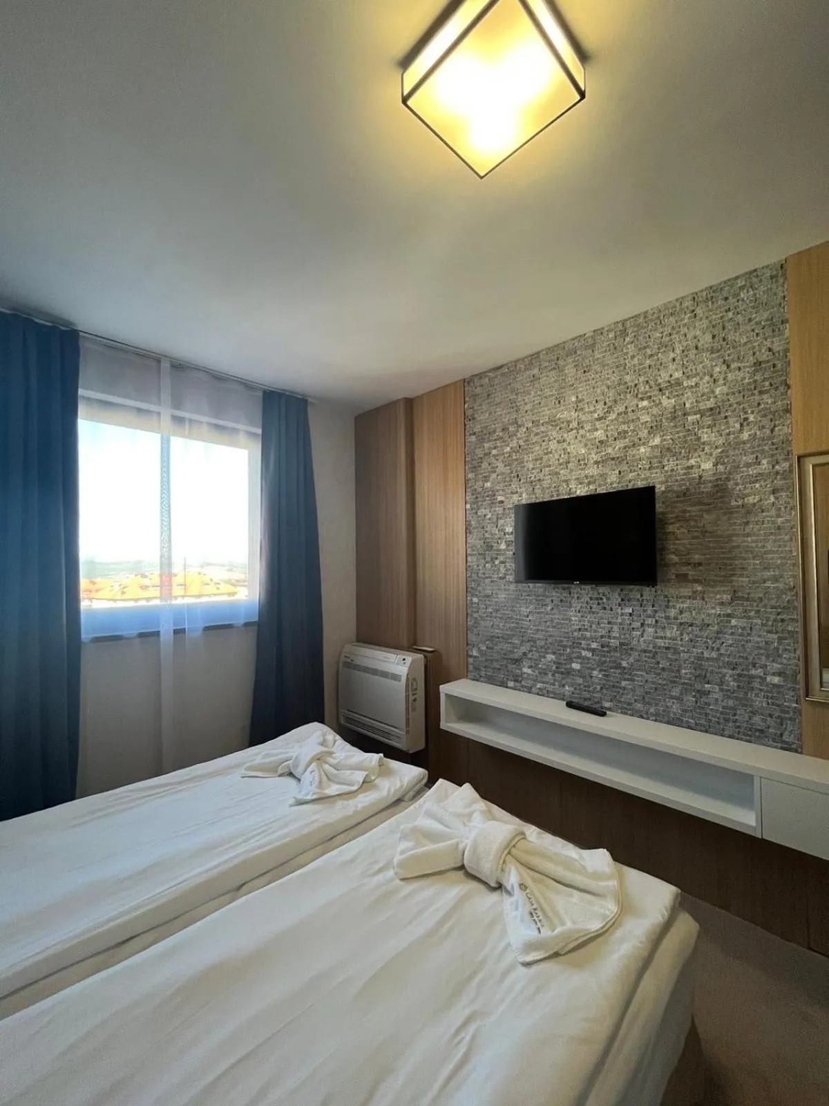 Bedroom, Bed in Hotel Casa Karina Bansko - Half Board & All Inclusive