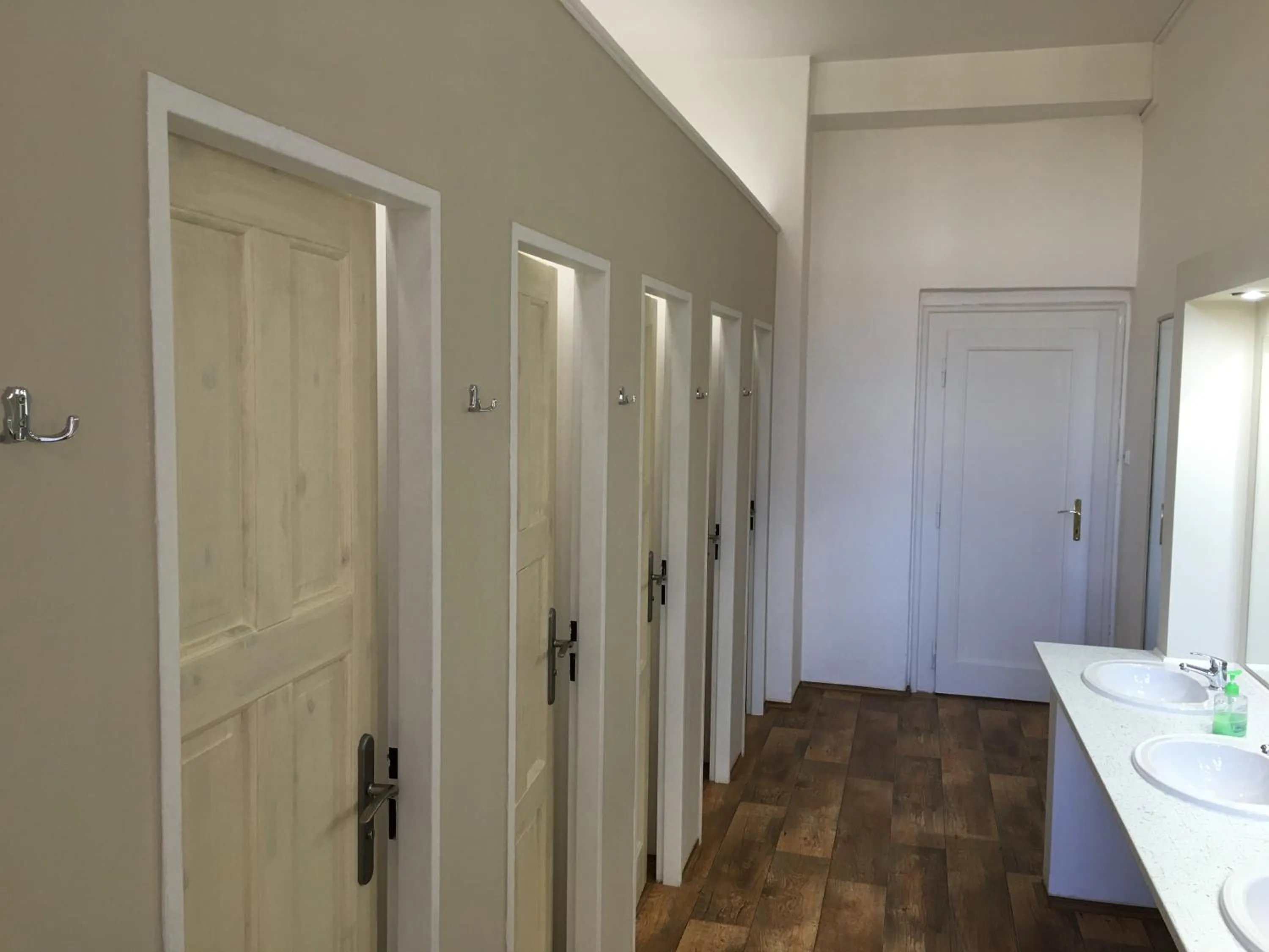 Shower in Onefam Old Town