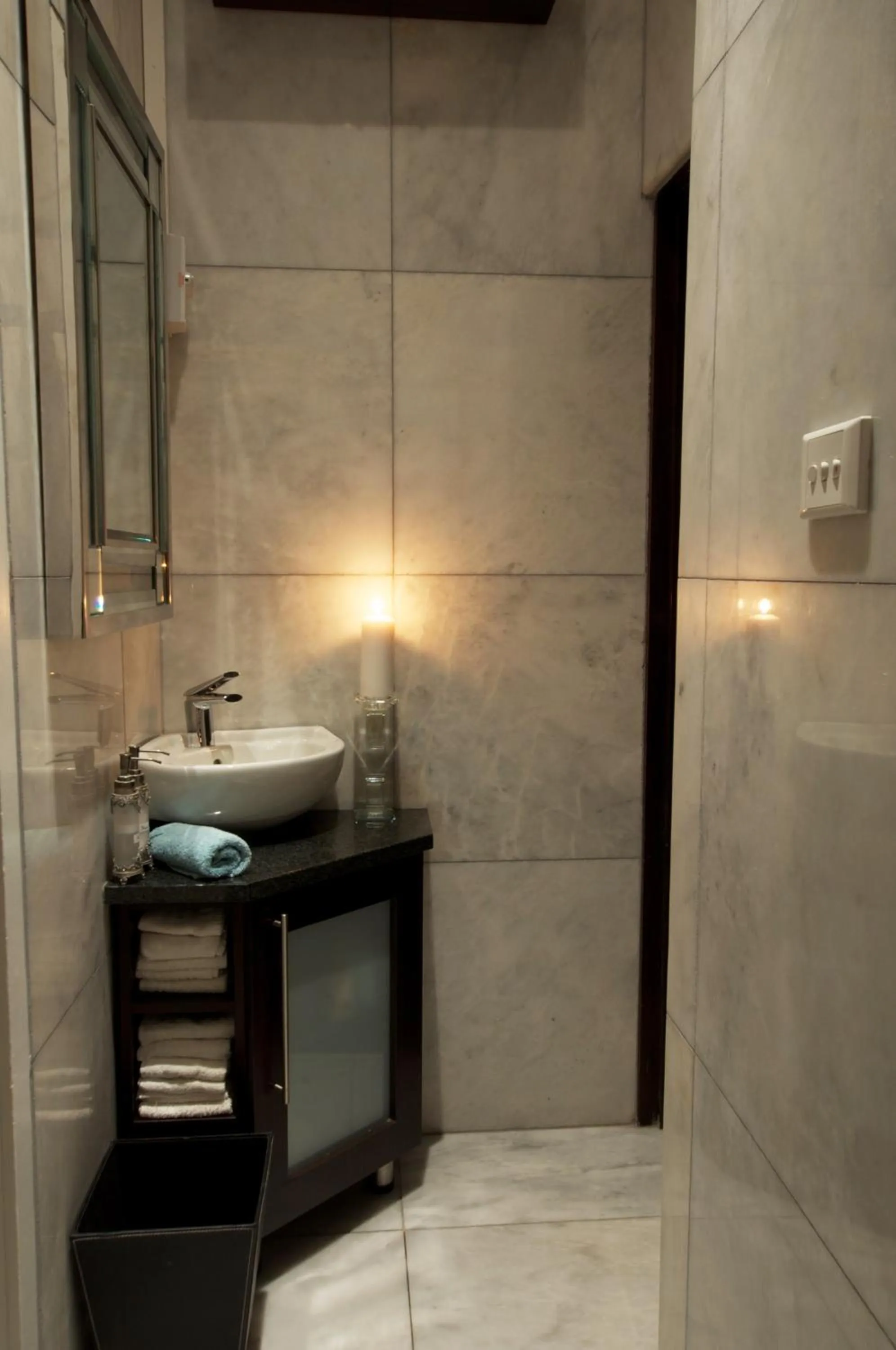 Toilet in Island Way Villa