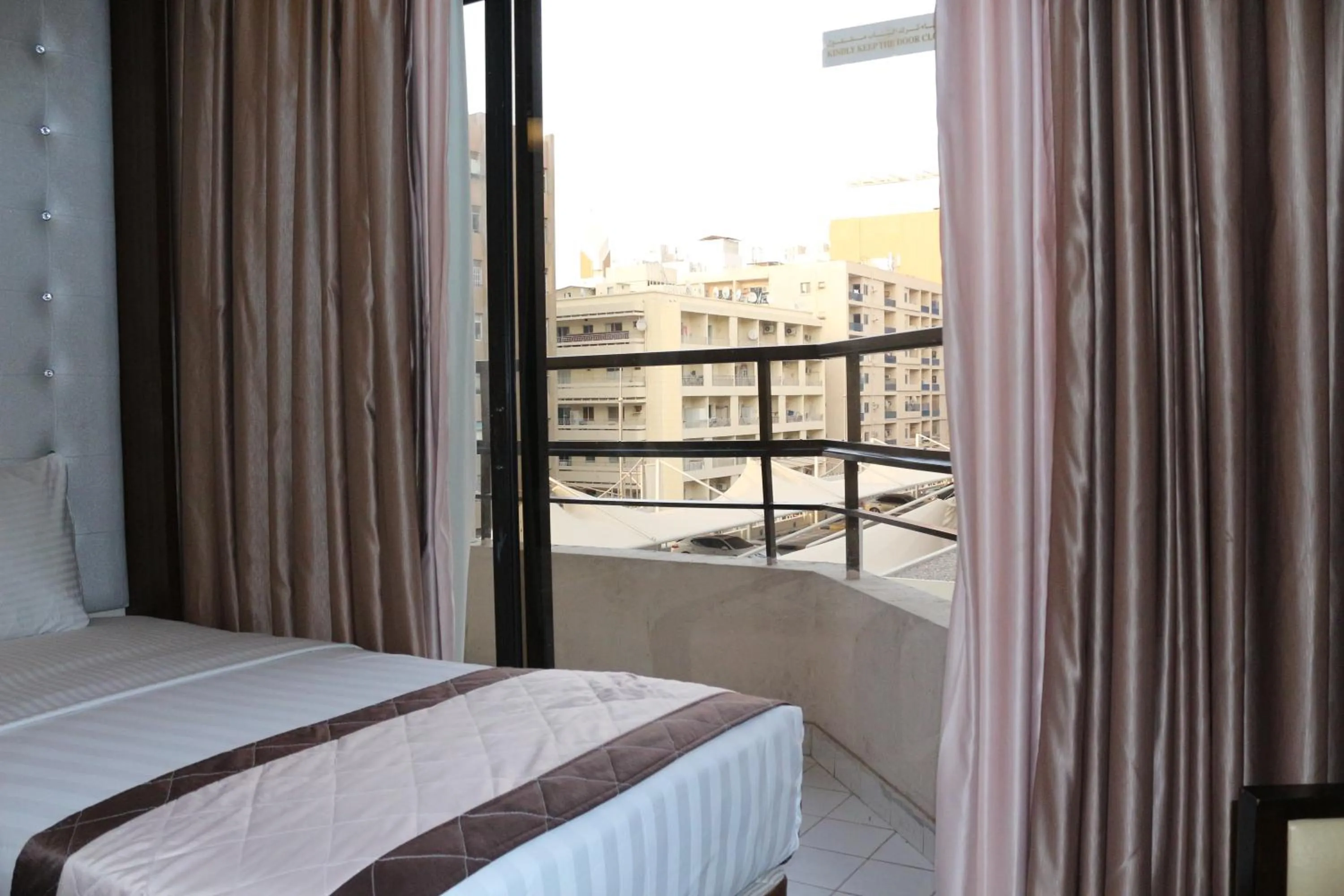 Bedroom, Bed in Al Khaleej Grand Hotel