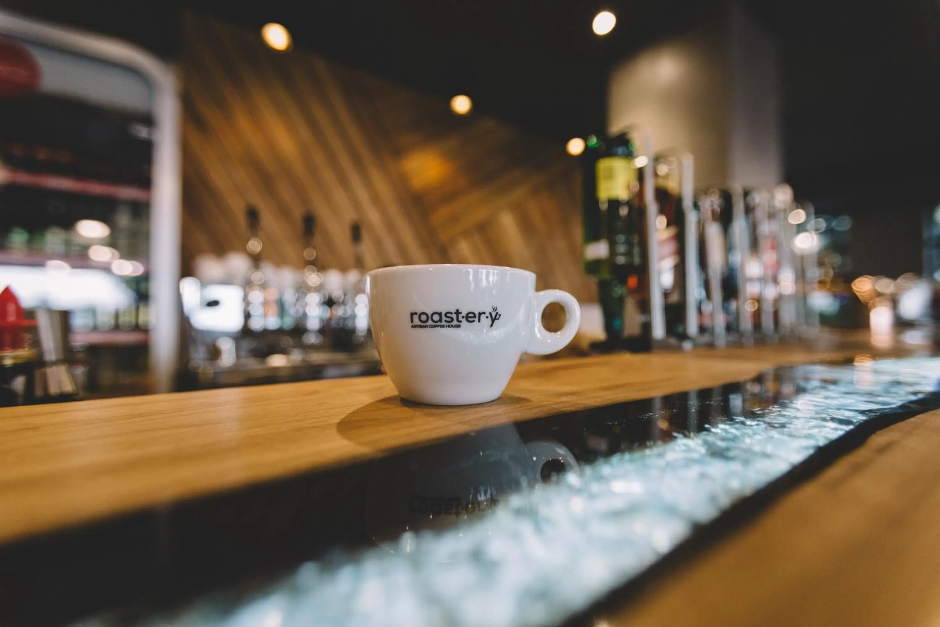 Restaurant/places to eat in SU Hotel