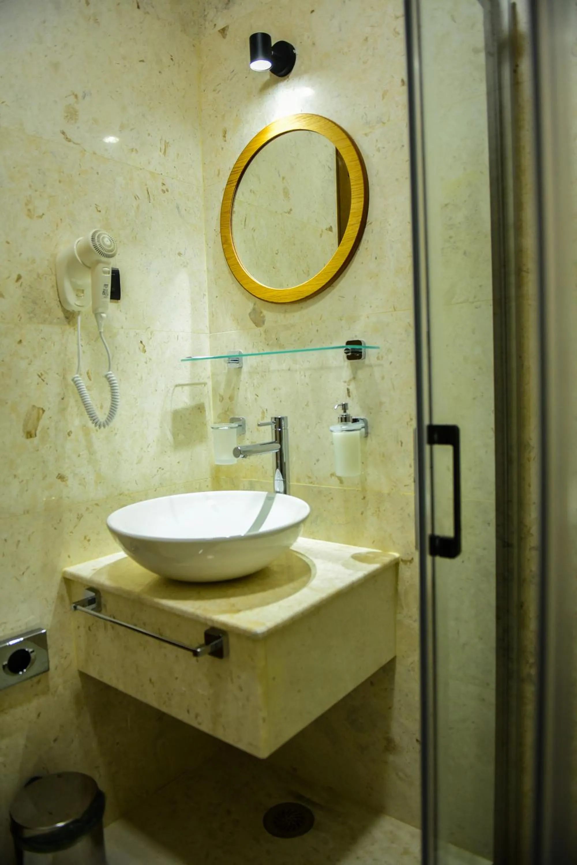 Bathroom in SU Hotel