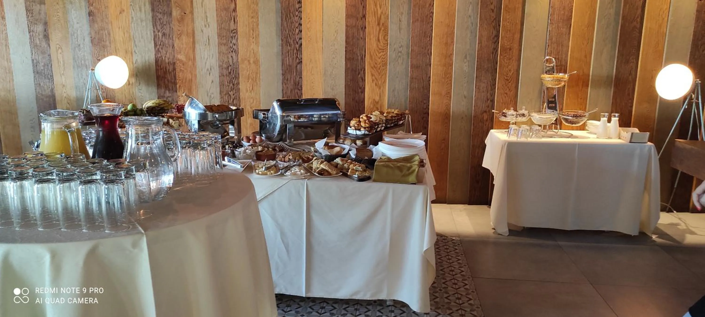 Breakfast in SU Hotel