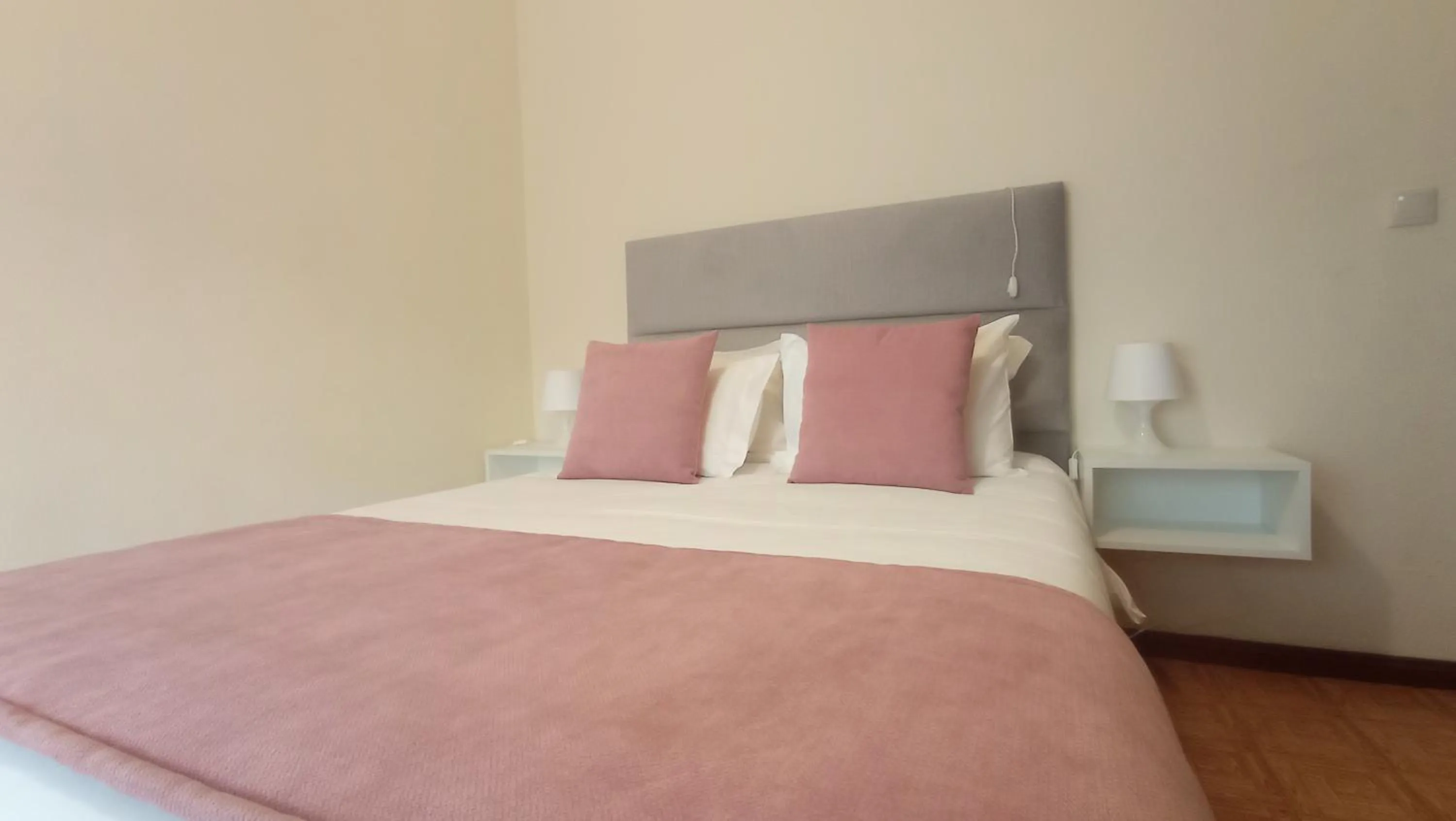 Double Room with River View in Beira Rio do Gerês