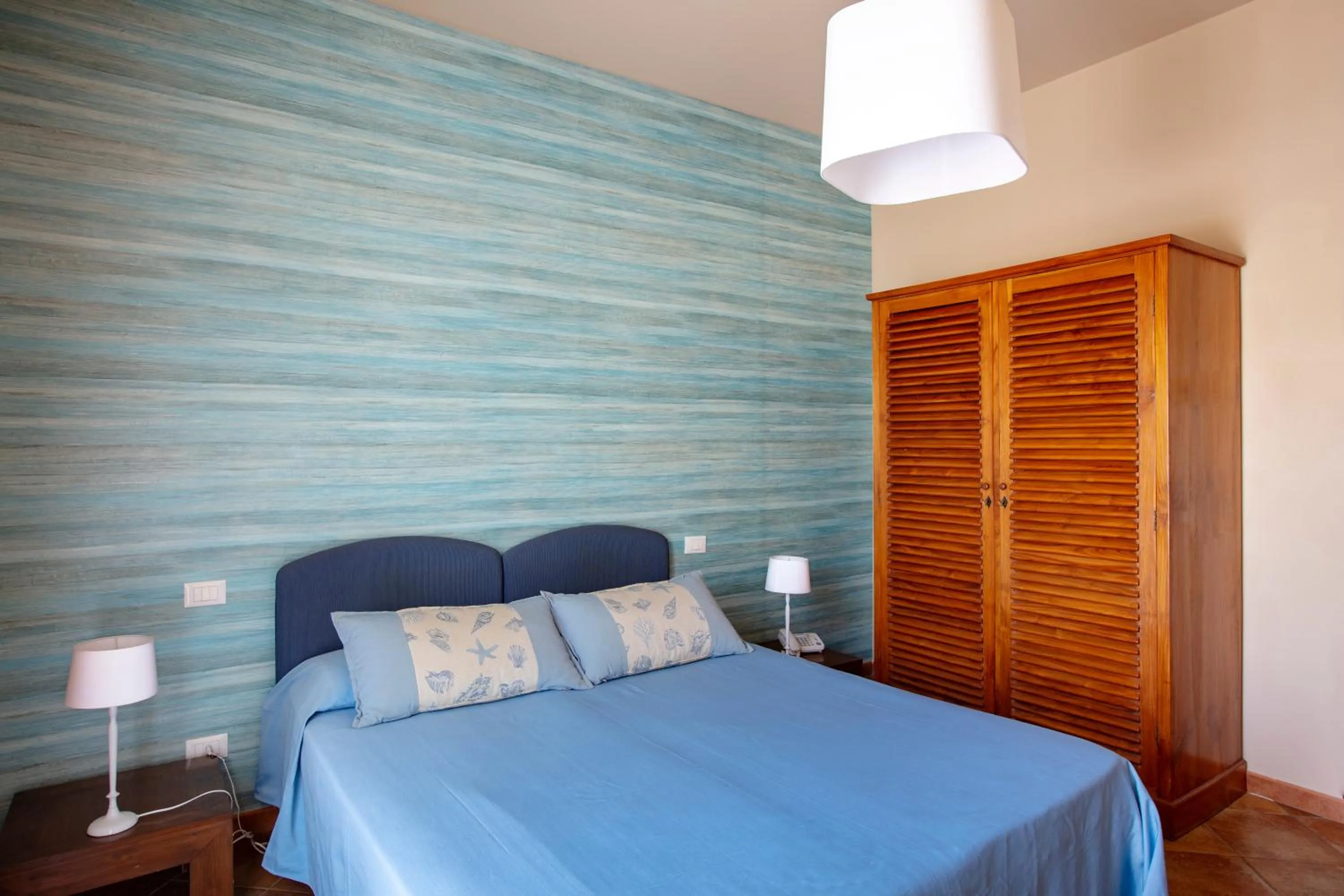 Bedroom, Bed in FAVIGNANA HOTEL Concept Holiday