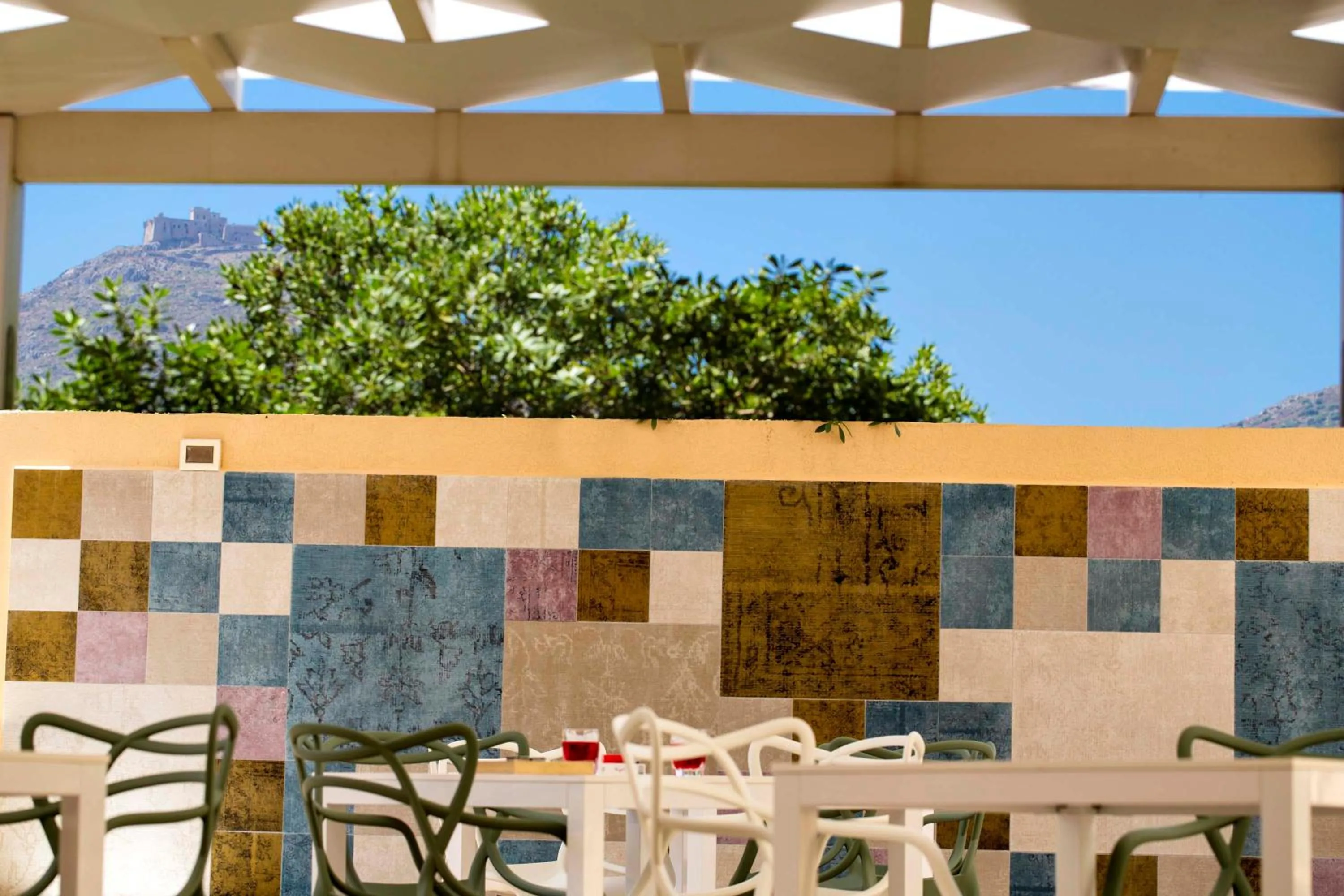 Restaurant/places to eat in FAVIGNANA HOTEL Concept Holiday