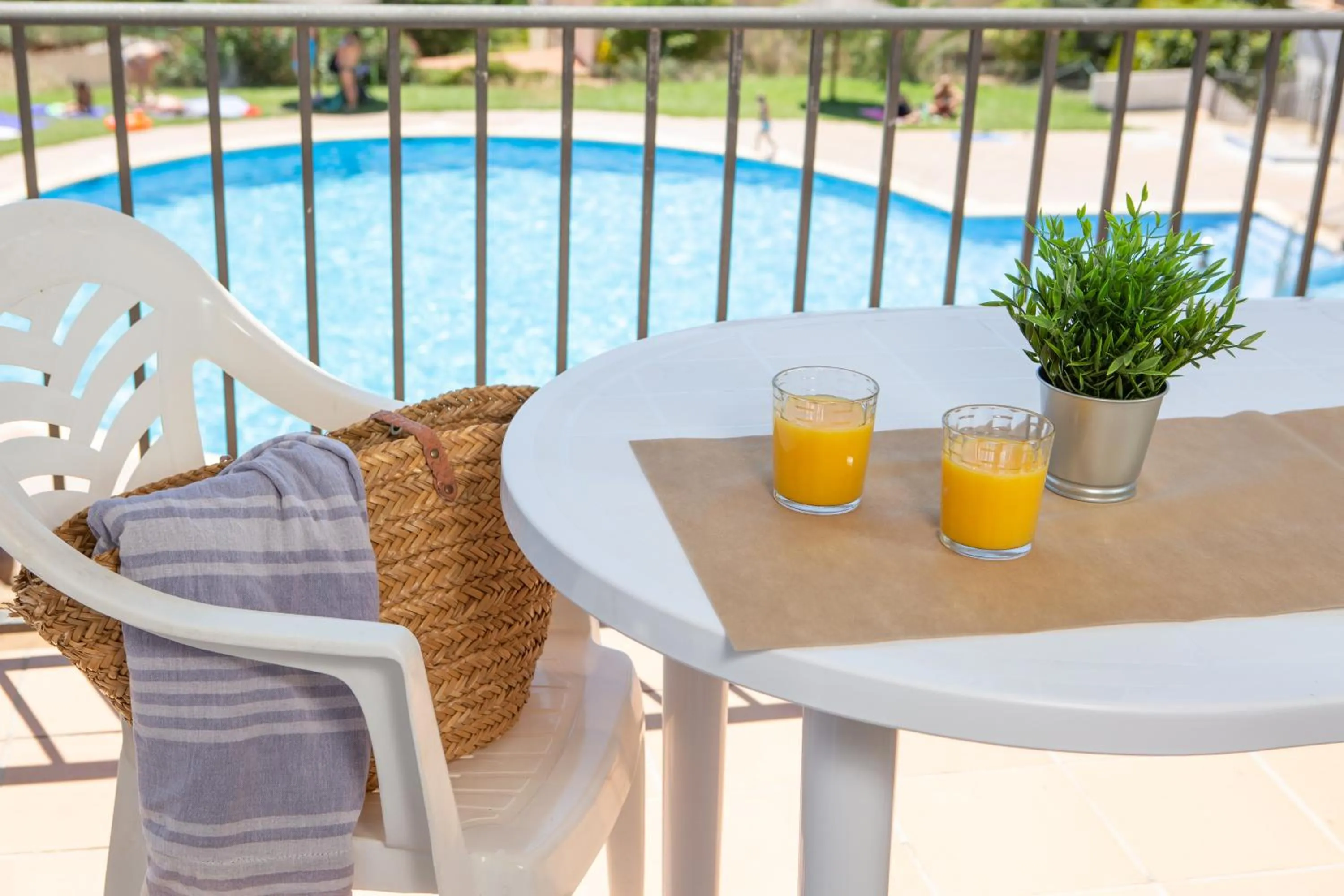 Day in RVApartaments Club Torrevella