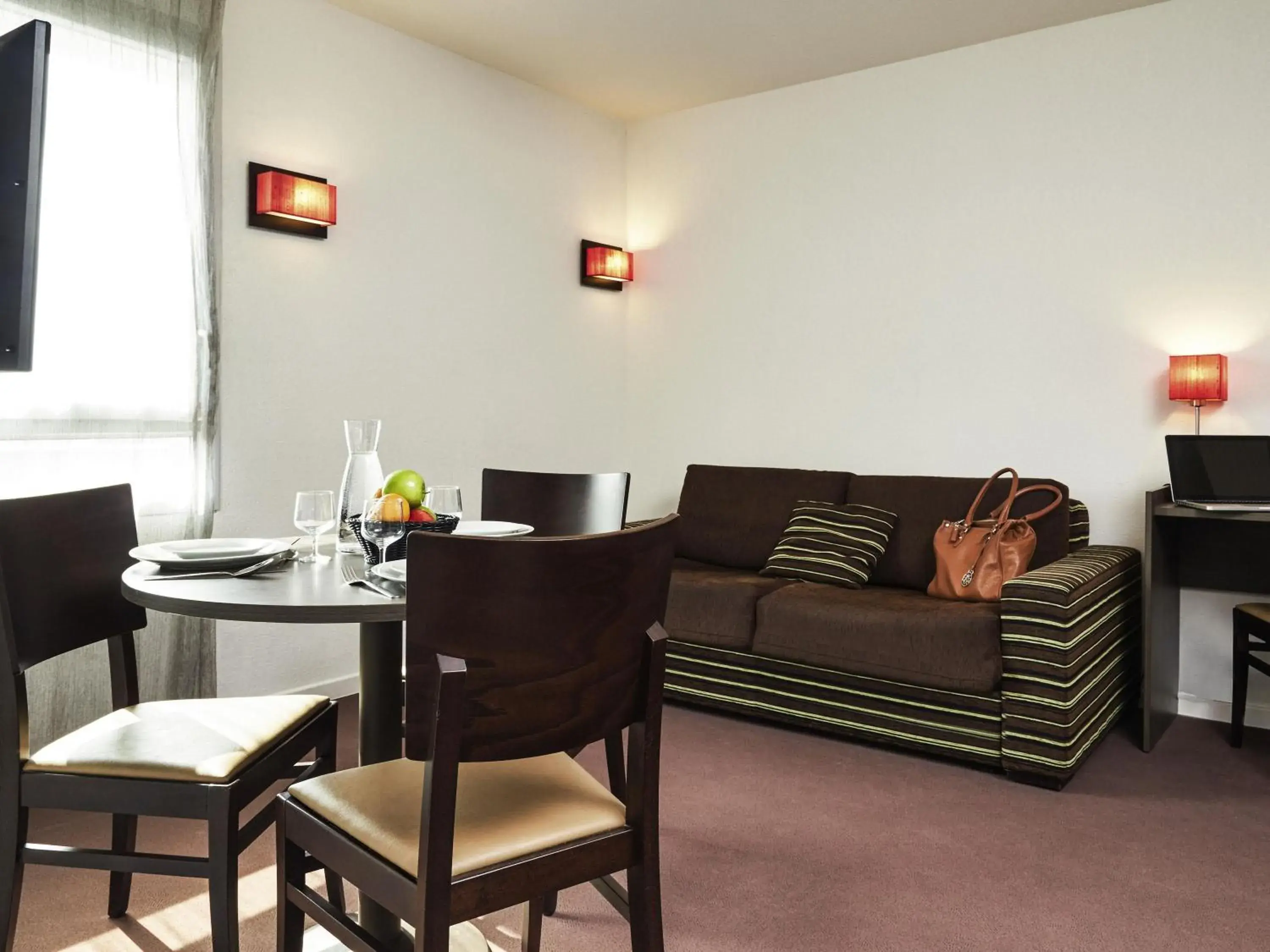 Bedroom in Aparthotel Adagio Access Marseille Saint Charles Bedroom in Aparthotel Adagio Access Marseille Saint Charles