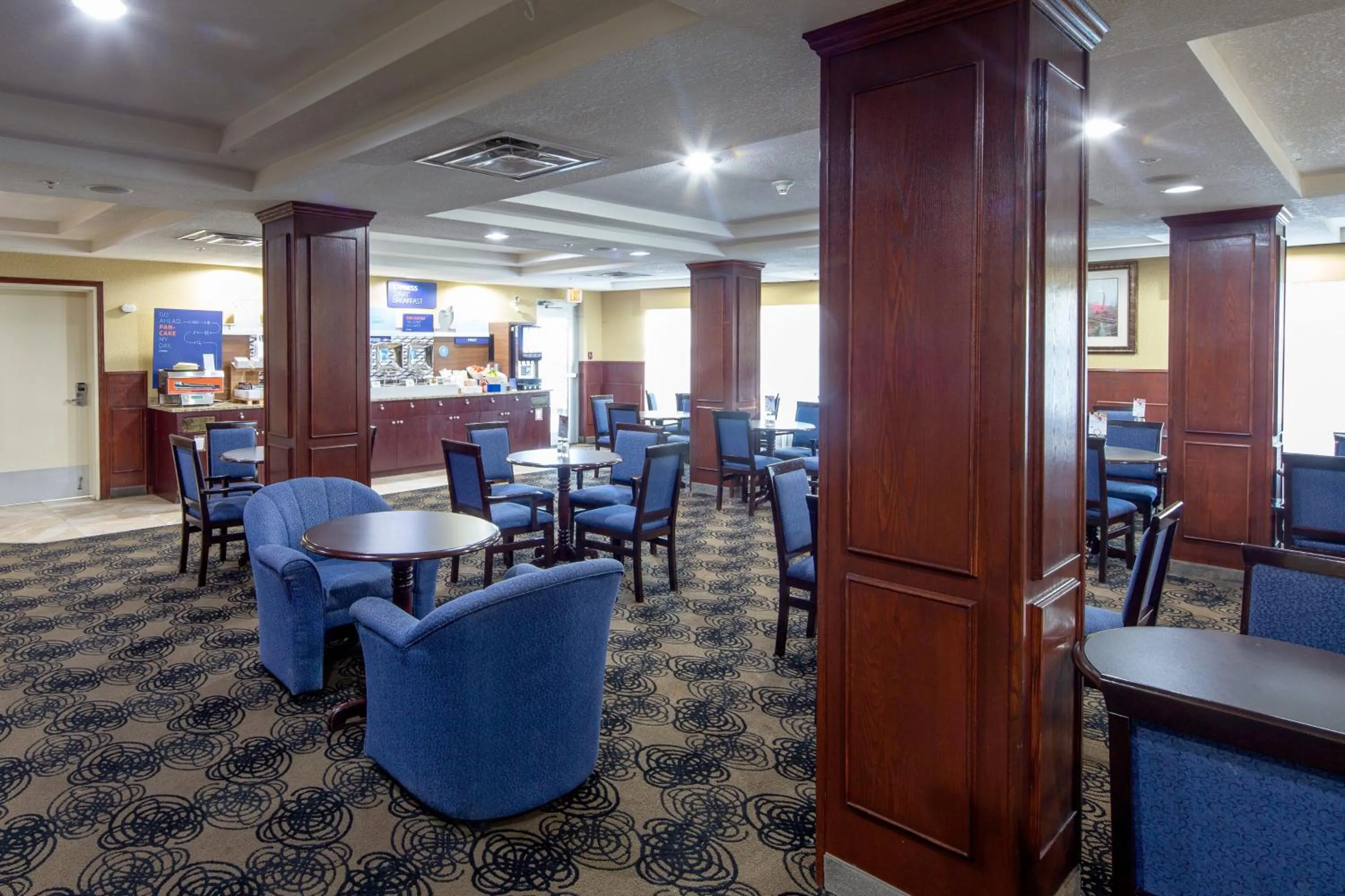 Breakfast in Holiday Inn Express Hotel & Suites Edson by IHG