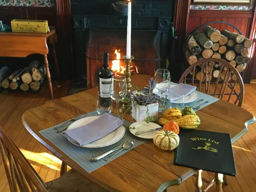 Restaurant/places to eat in Center Lovell Inn Restaurant/places to eat in Center Lovell Inn