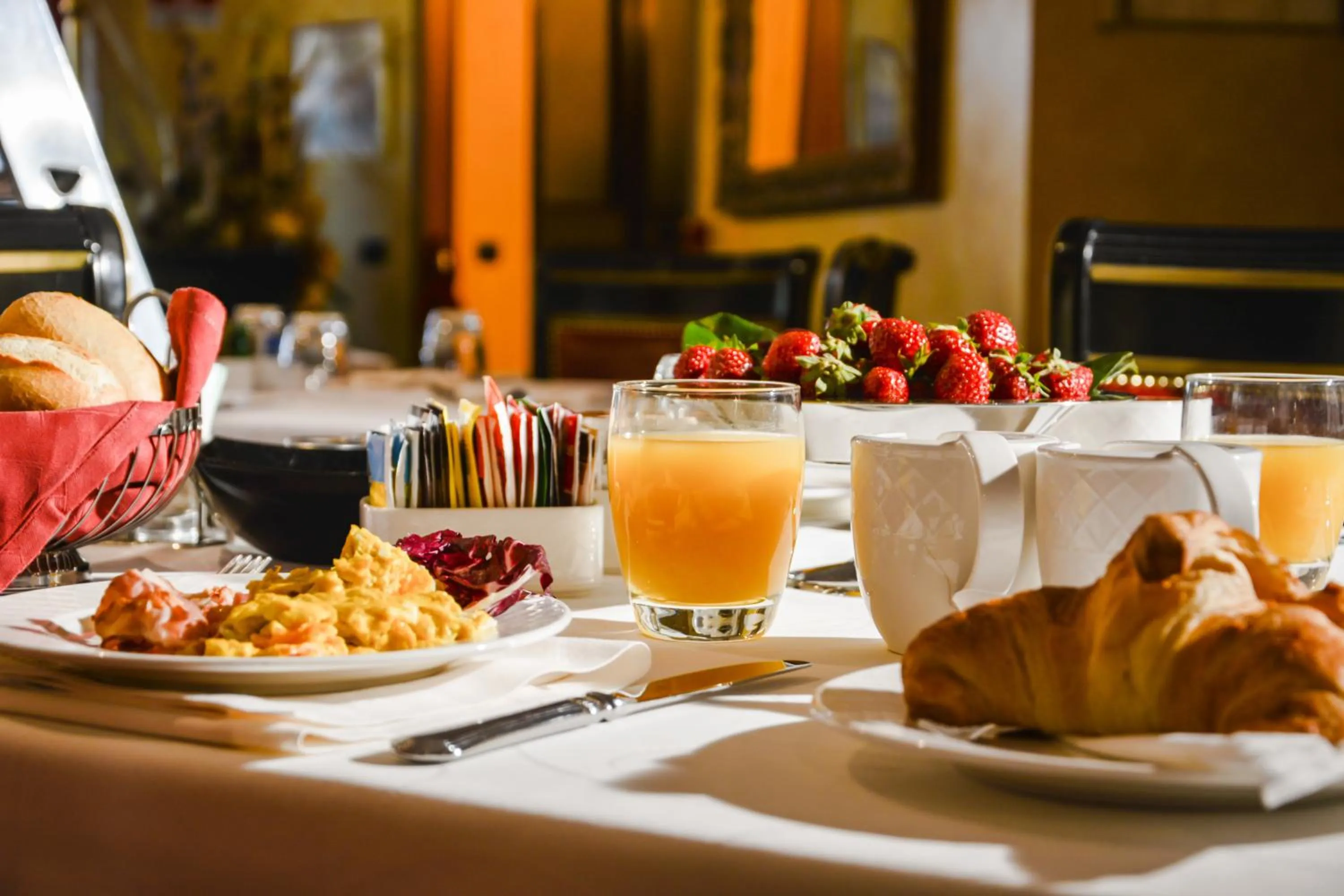 Continental breakfast in Hotel Motel Visconteo