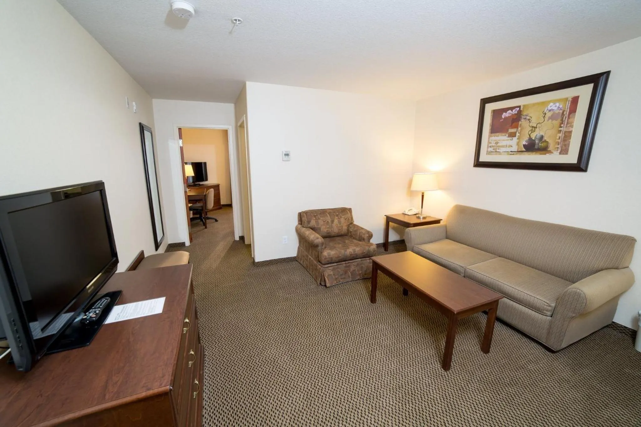 Photo of the whole room in Holiday Inn Express & Suites Drayton Valley by IHG