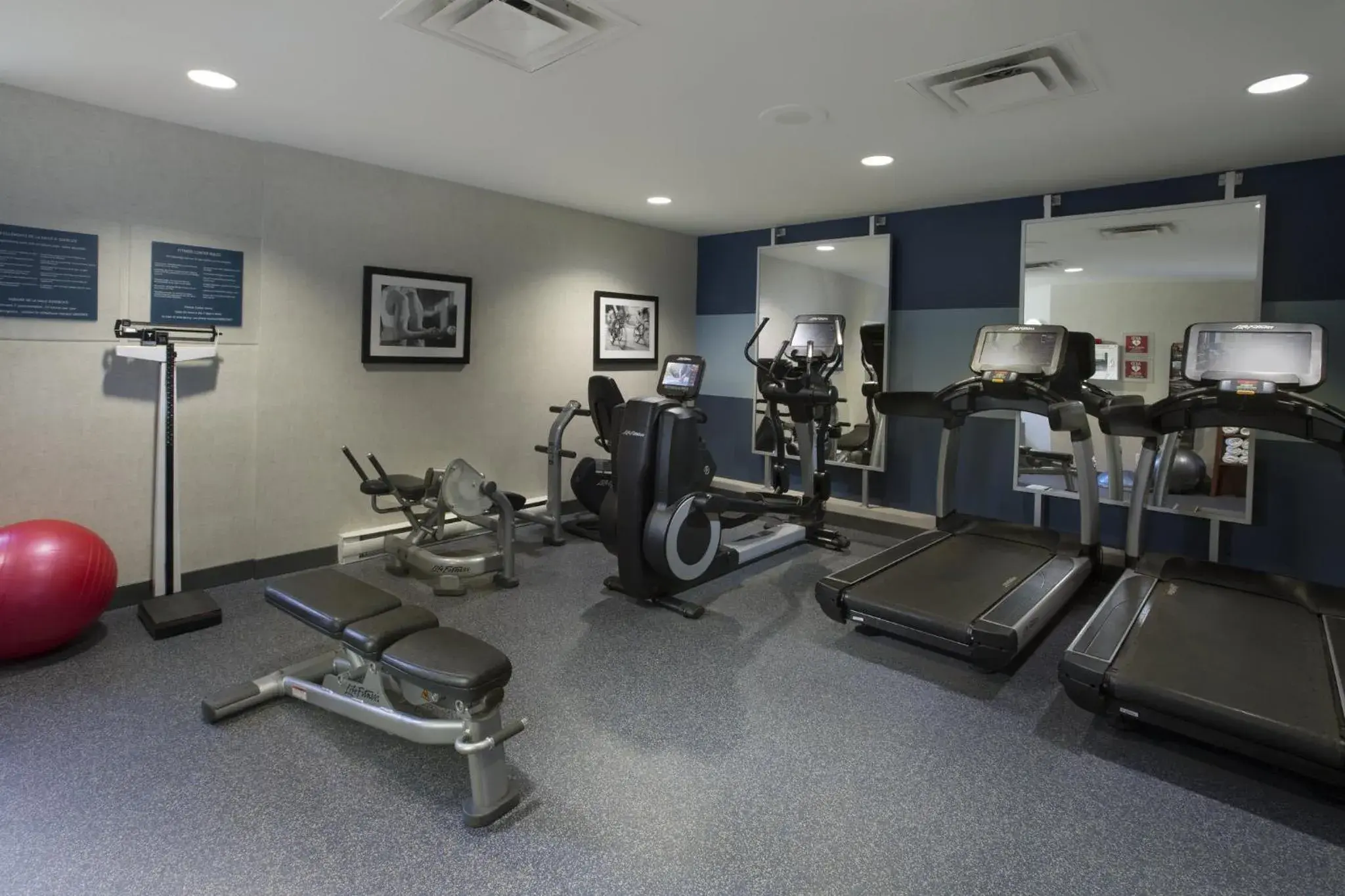 Fitness centre/facilities in Four Points by Sheraton Hotel & Conference Centre Gatineau-Ottawa Fitness centre/facilities in Four Points by Sheraton Hotel & Conference Centre Gatineau-Ottawa
