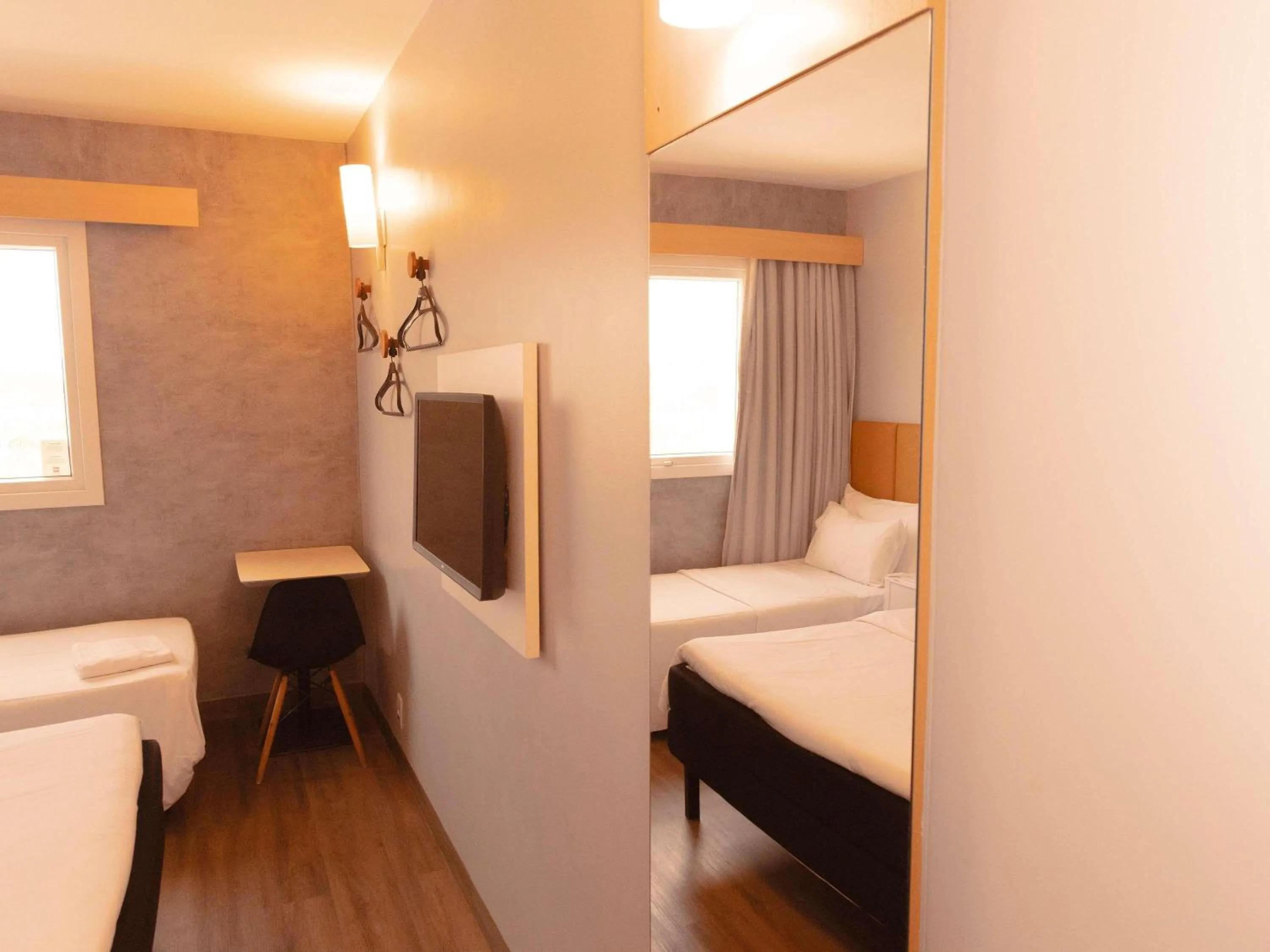 Bedroom, Bed in ibis Catanduva