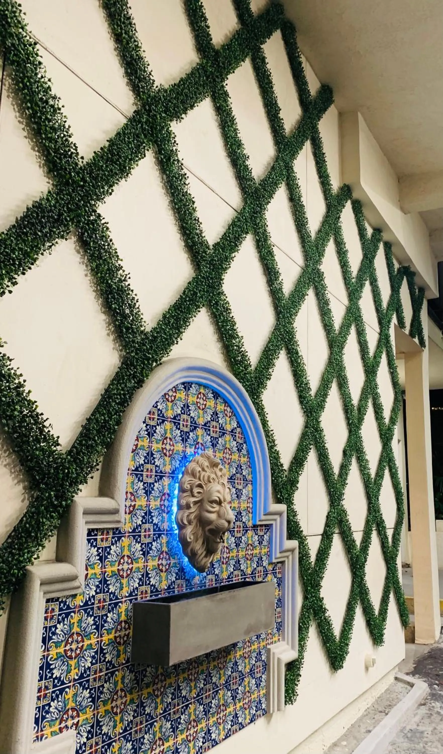 Property building in Villa Serena