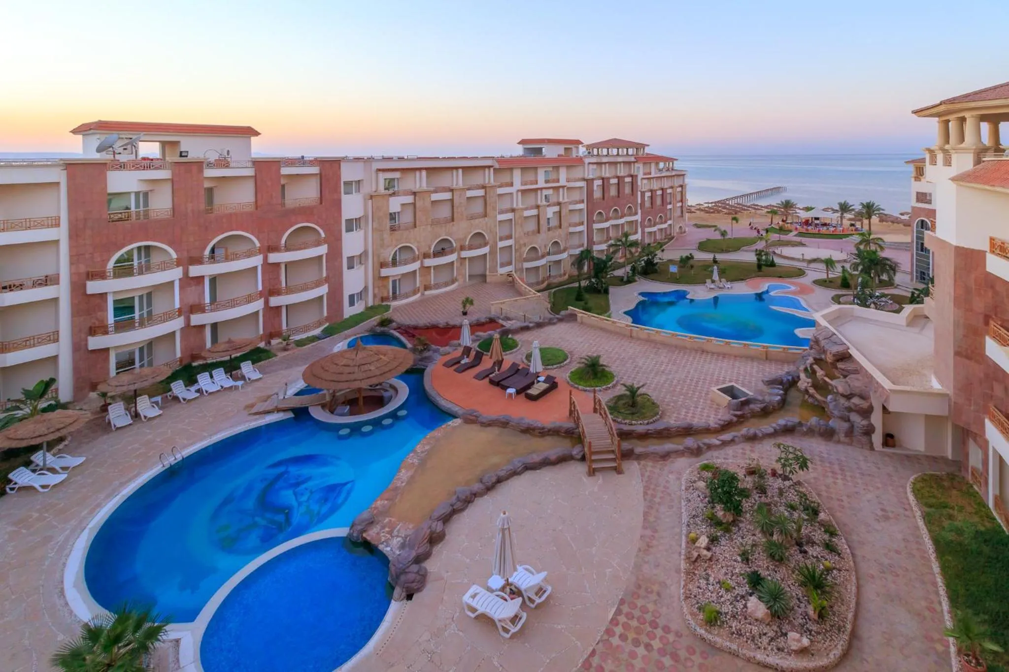 Property building in Royal Beach Serviced Apartments