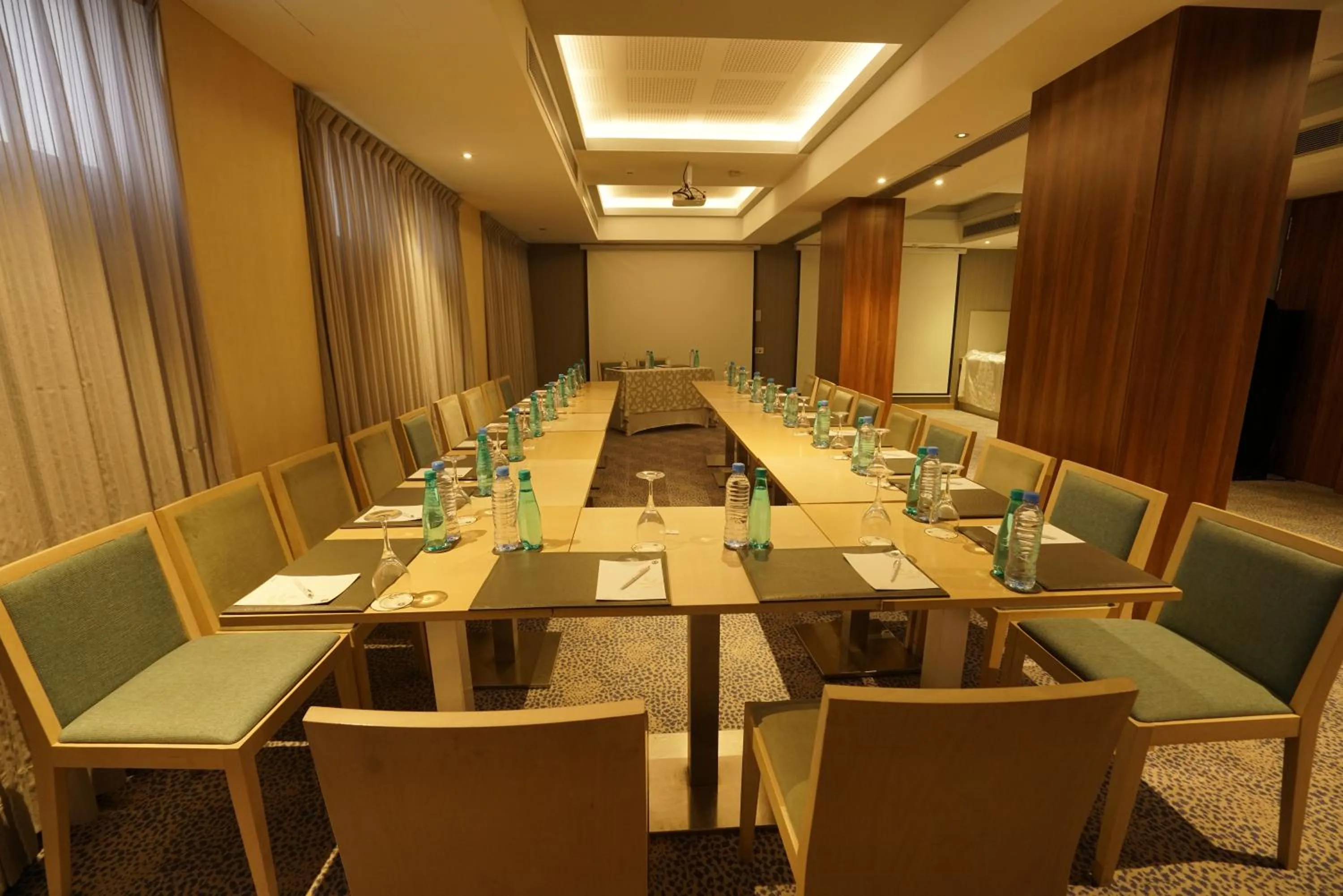 Business facilities in AZ Hôtels Kouba