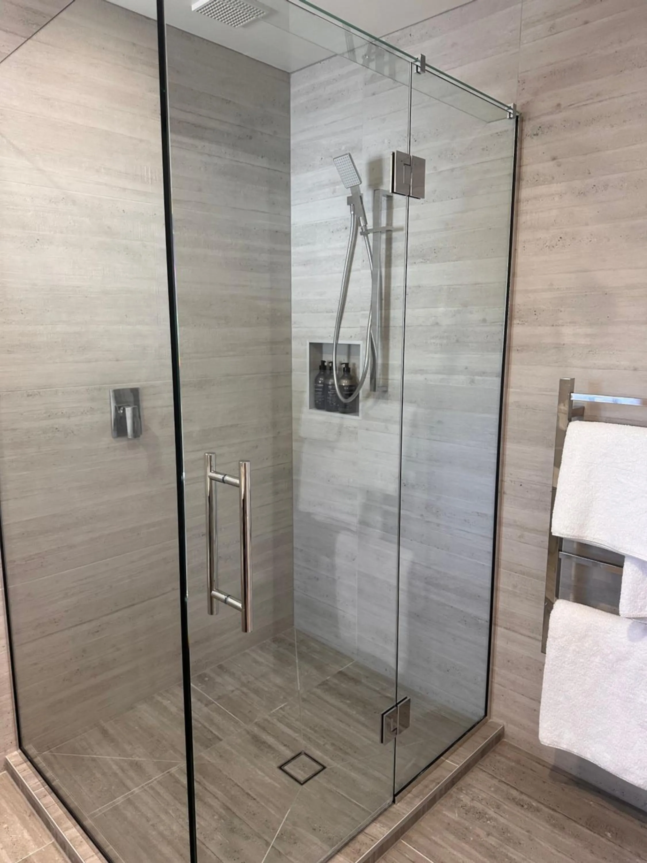 Shower in The Lakes Motel