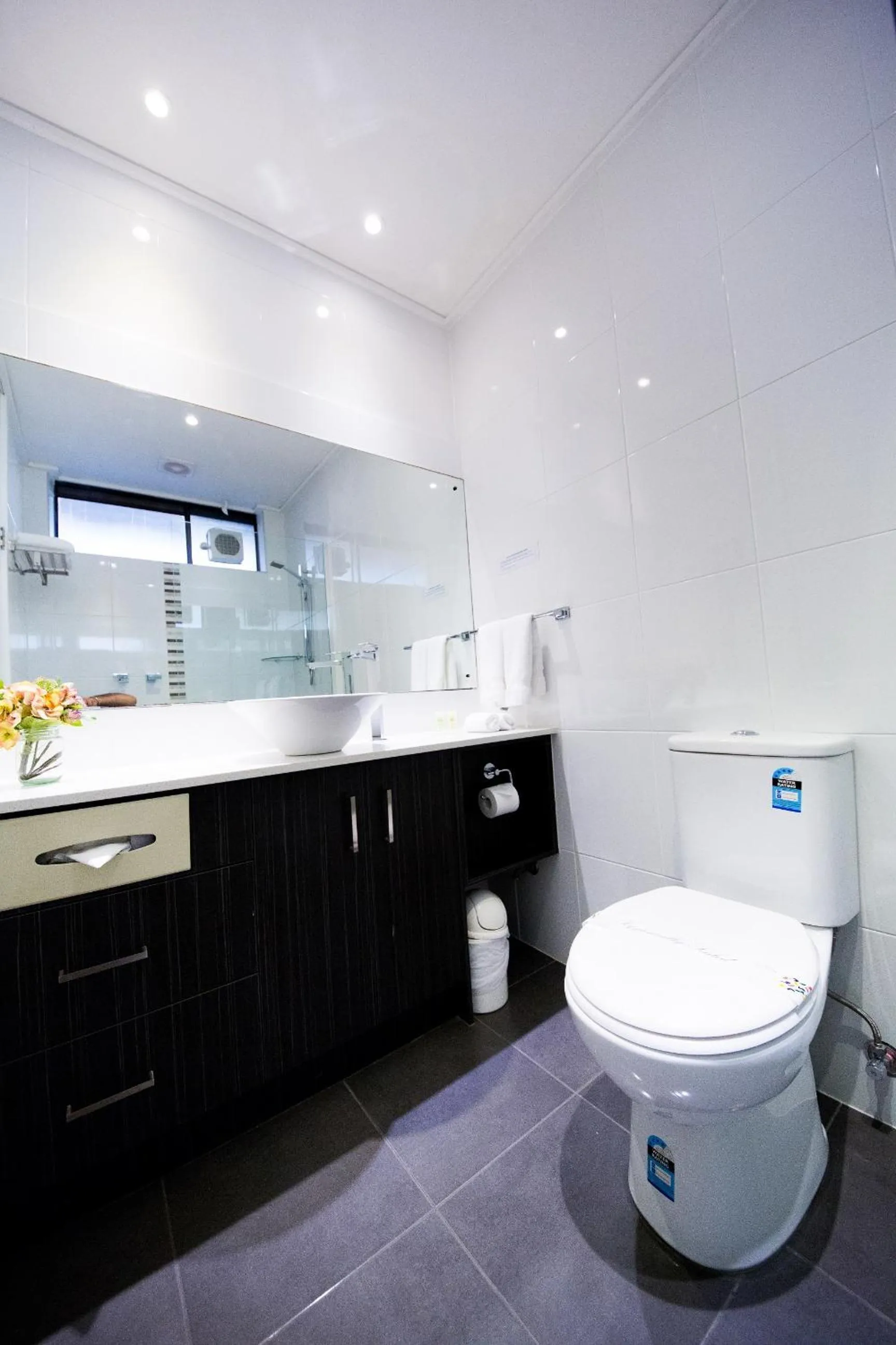 Bathroom in Sandown Regency Hotel & Apartments
