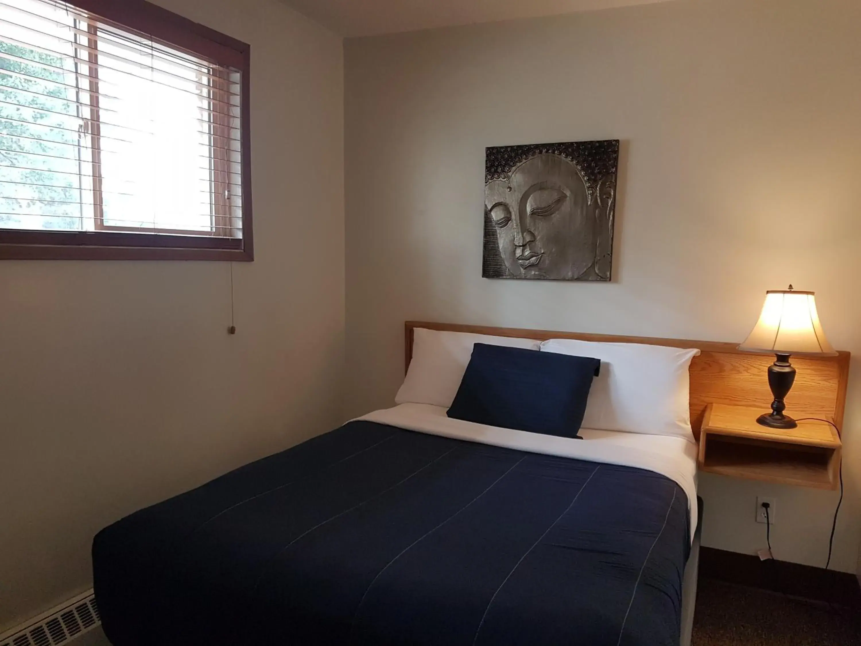 Two-Bedroom Suite in Pines Motel Two-Bedroom Suite in Pines Motel