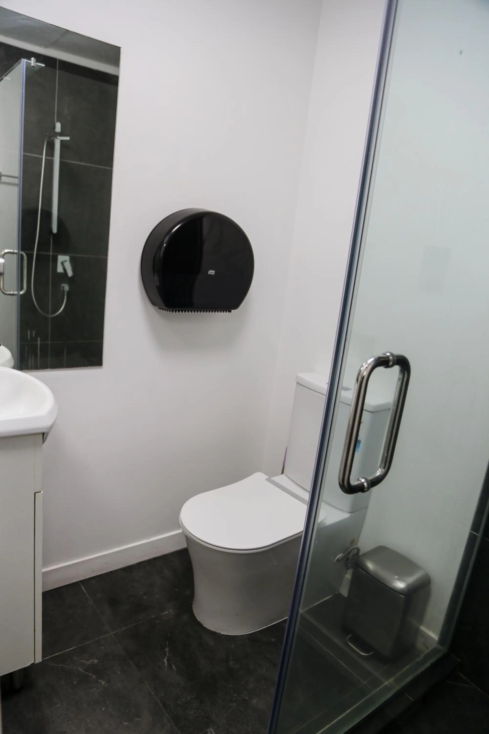 Bathroom in K Road City Travellers