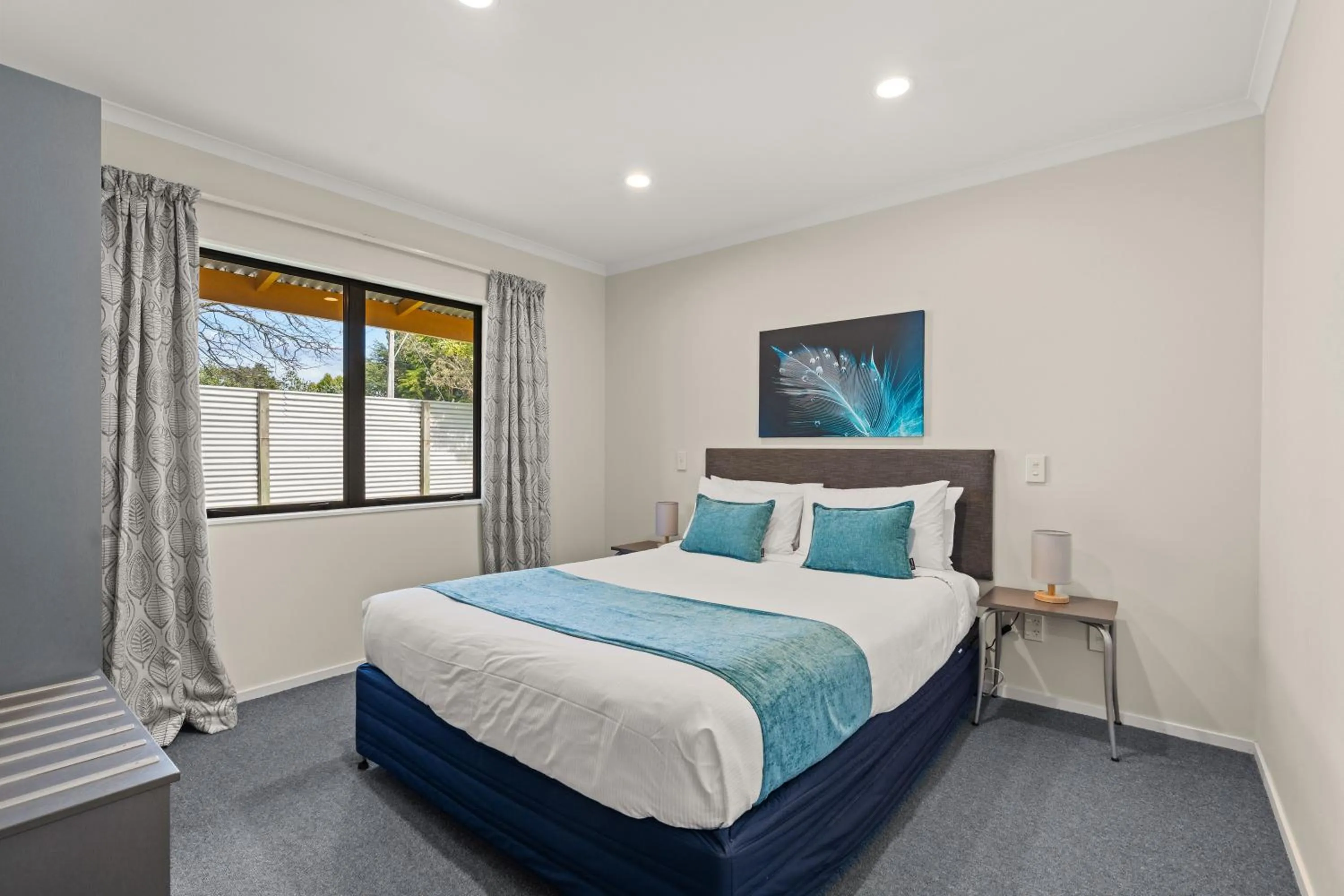 Bed in ASURE Oak Estate Motor Lodge