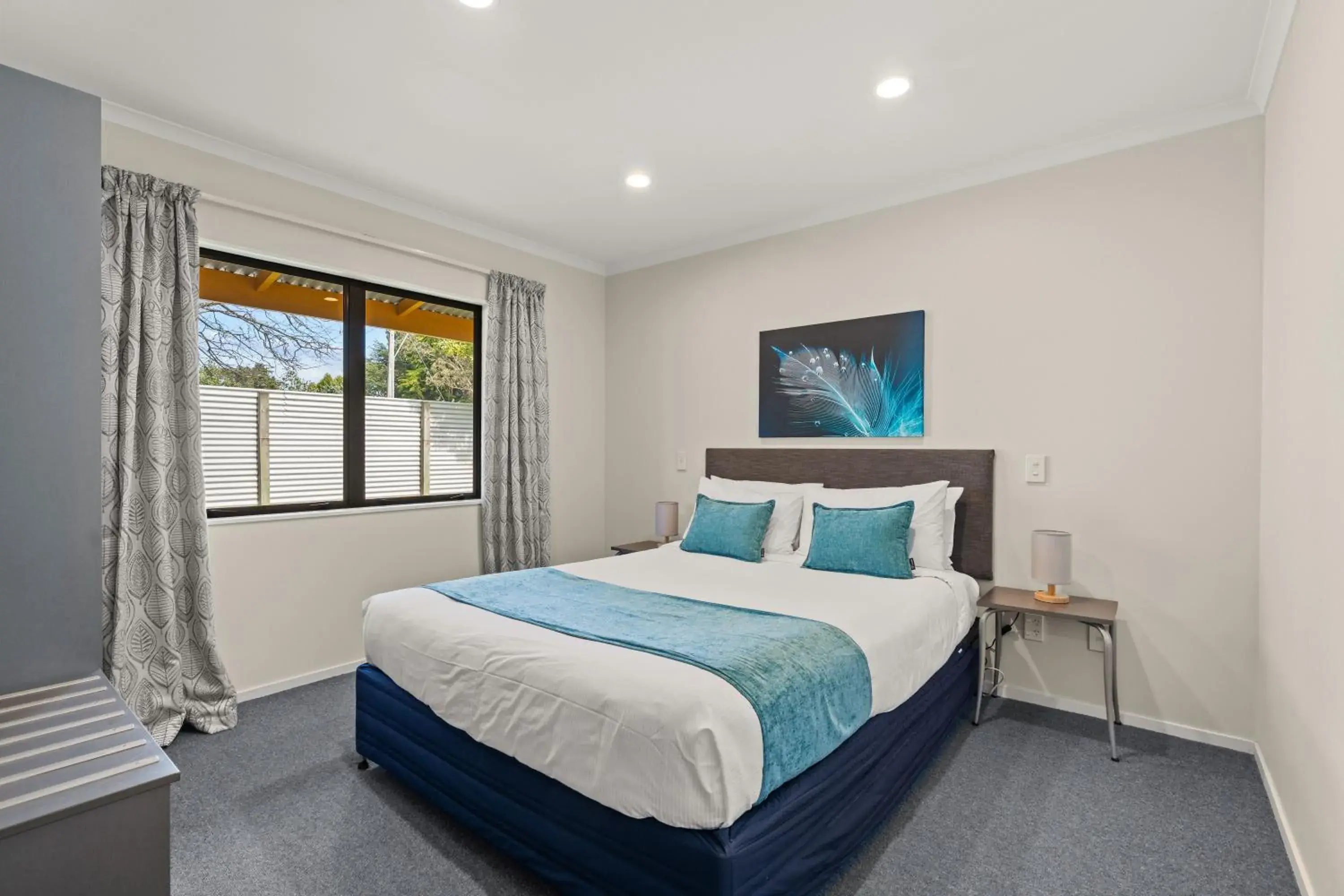 Two-Bedroom Apartment with Spa Bath in ASURE Oak Estate Motor Lodge Two-Bedroom Apartment with Spa Bath in ASURE Oak Estate Motor Lodge