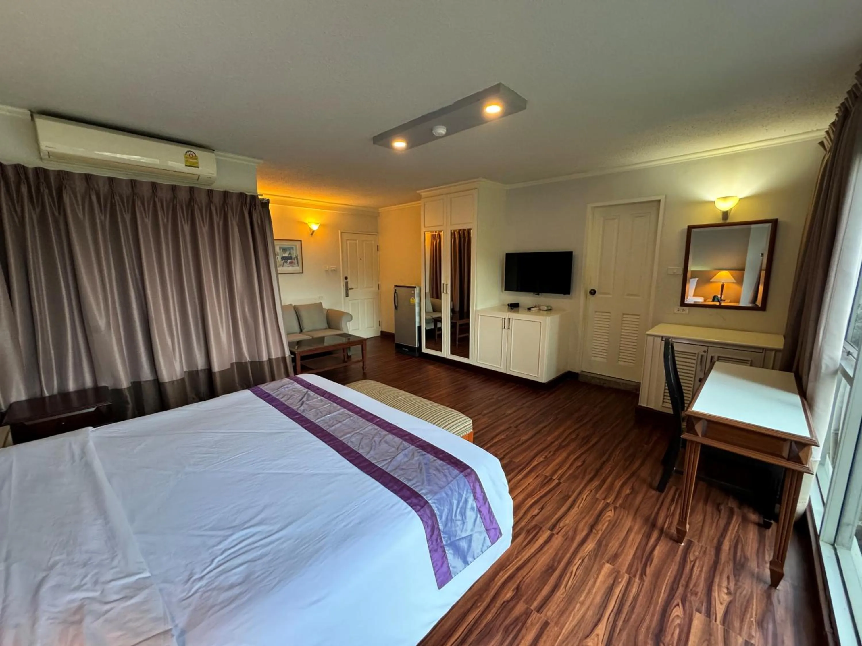 Photo of the whole room, Bed in The Step Sathon