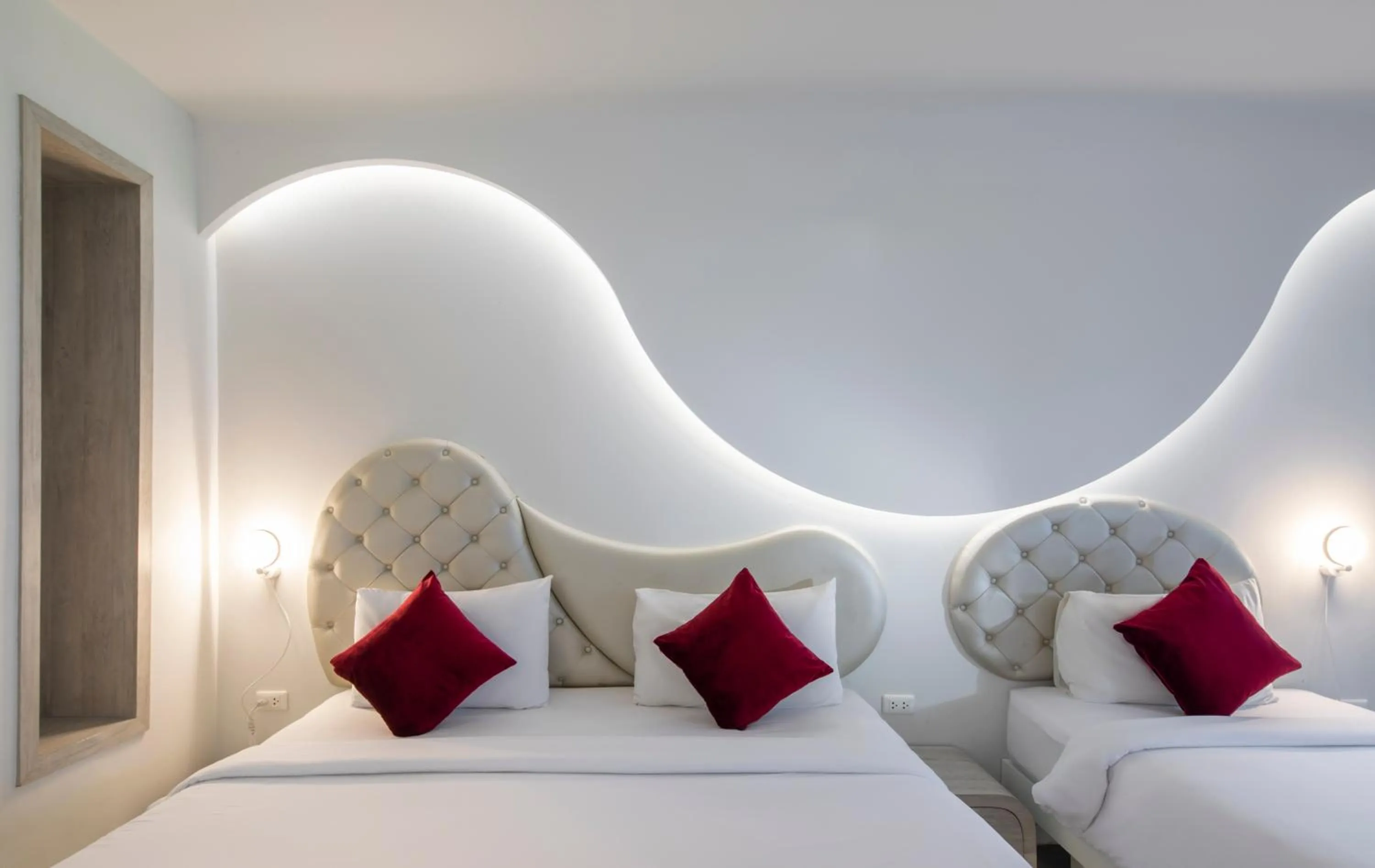 Bed in Avatara Resort