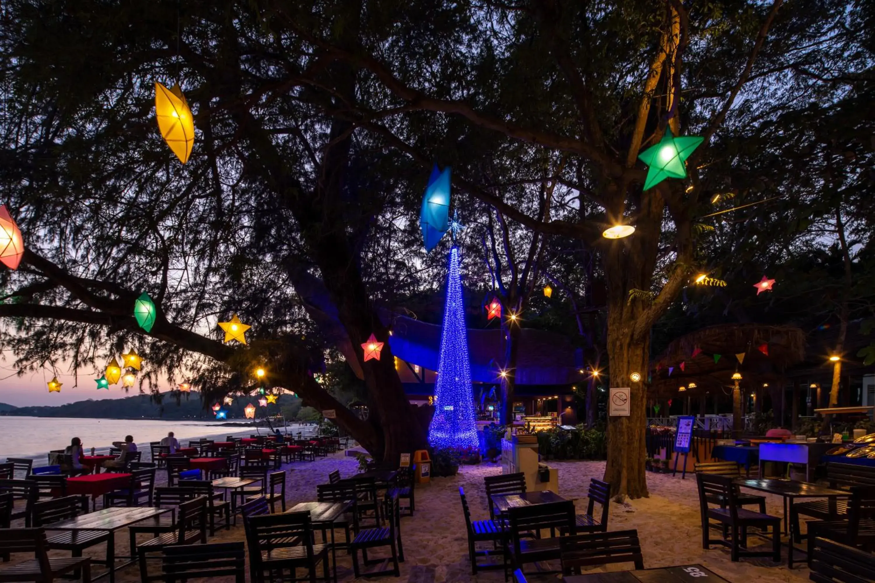 Restaurant/places to eat in Avatara Resort Restaurant/places to eat in Avatara Resort