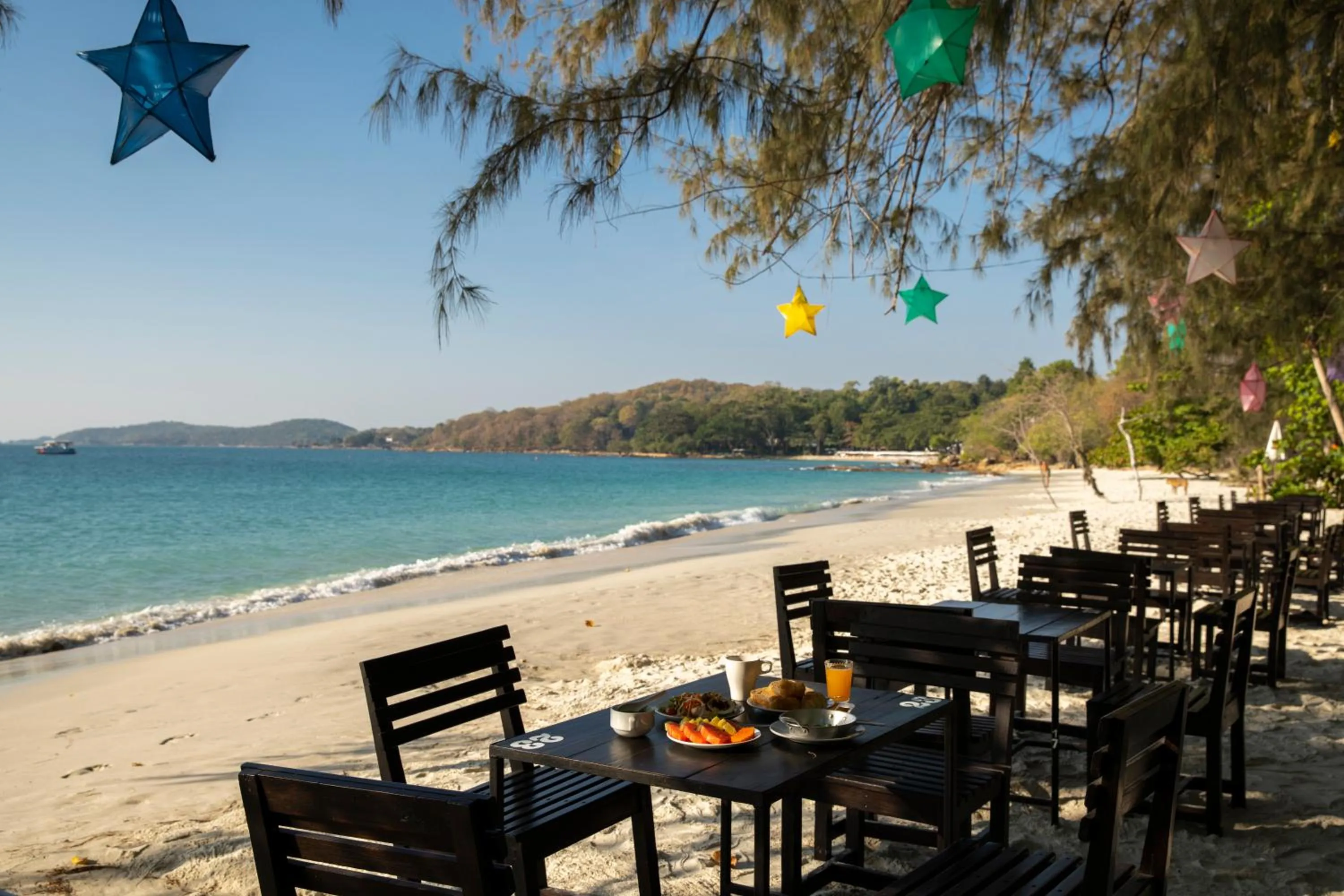 Restaurant/places to eat in Avatara Resort