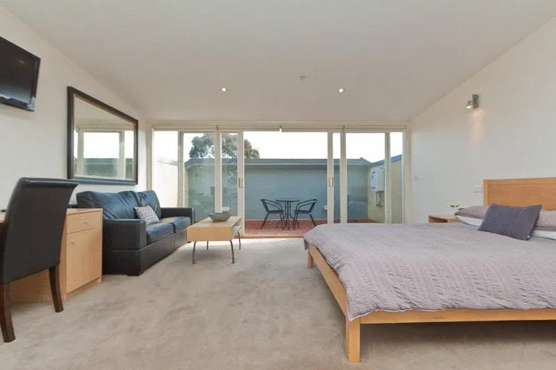 Photo of the whole room, Bed in Sixty Two On Grey Serviced Apartments