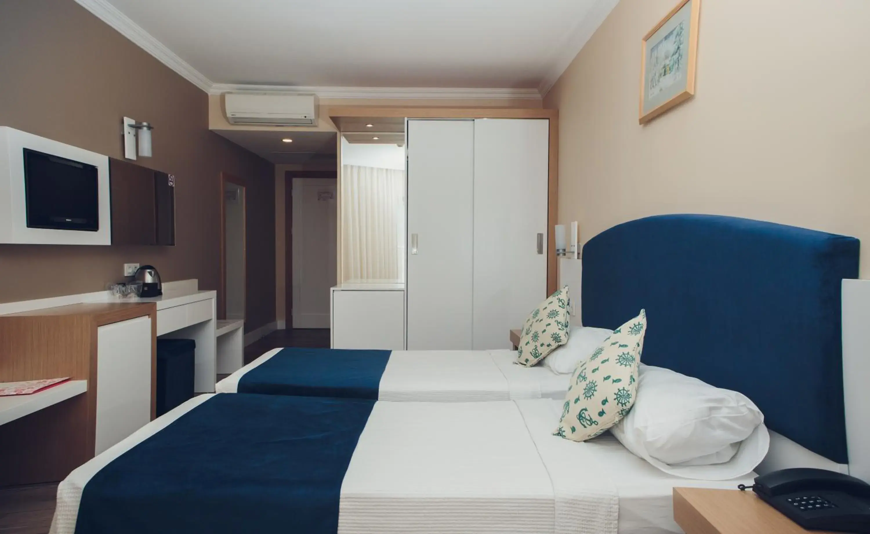 Double or Twin Room in L'ancora Beach Hotel Double or Twin Room in L'ancora Beach Hotel