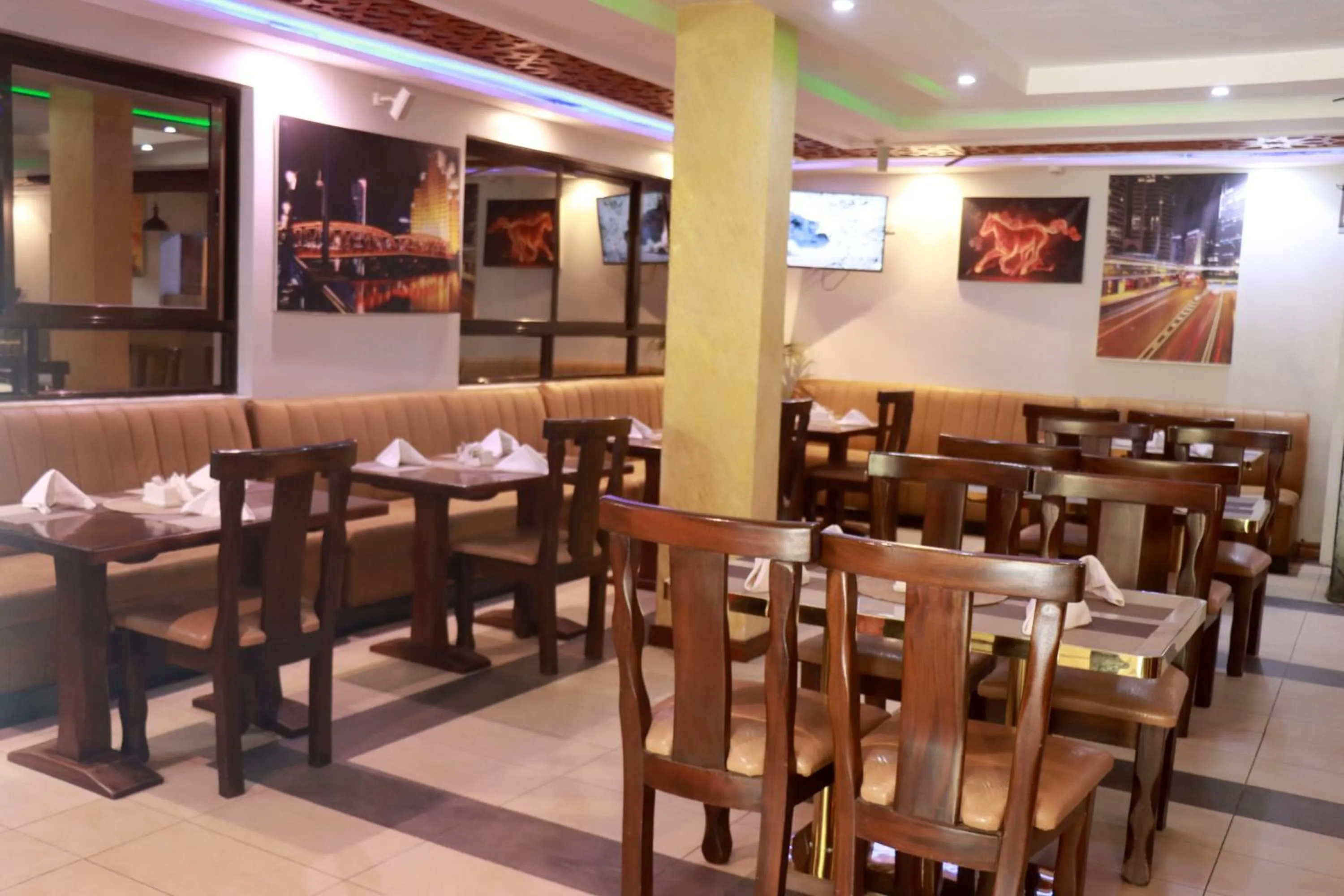 Restaurant/places to eat in Melili Hotel