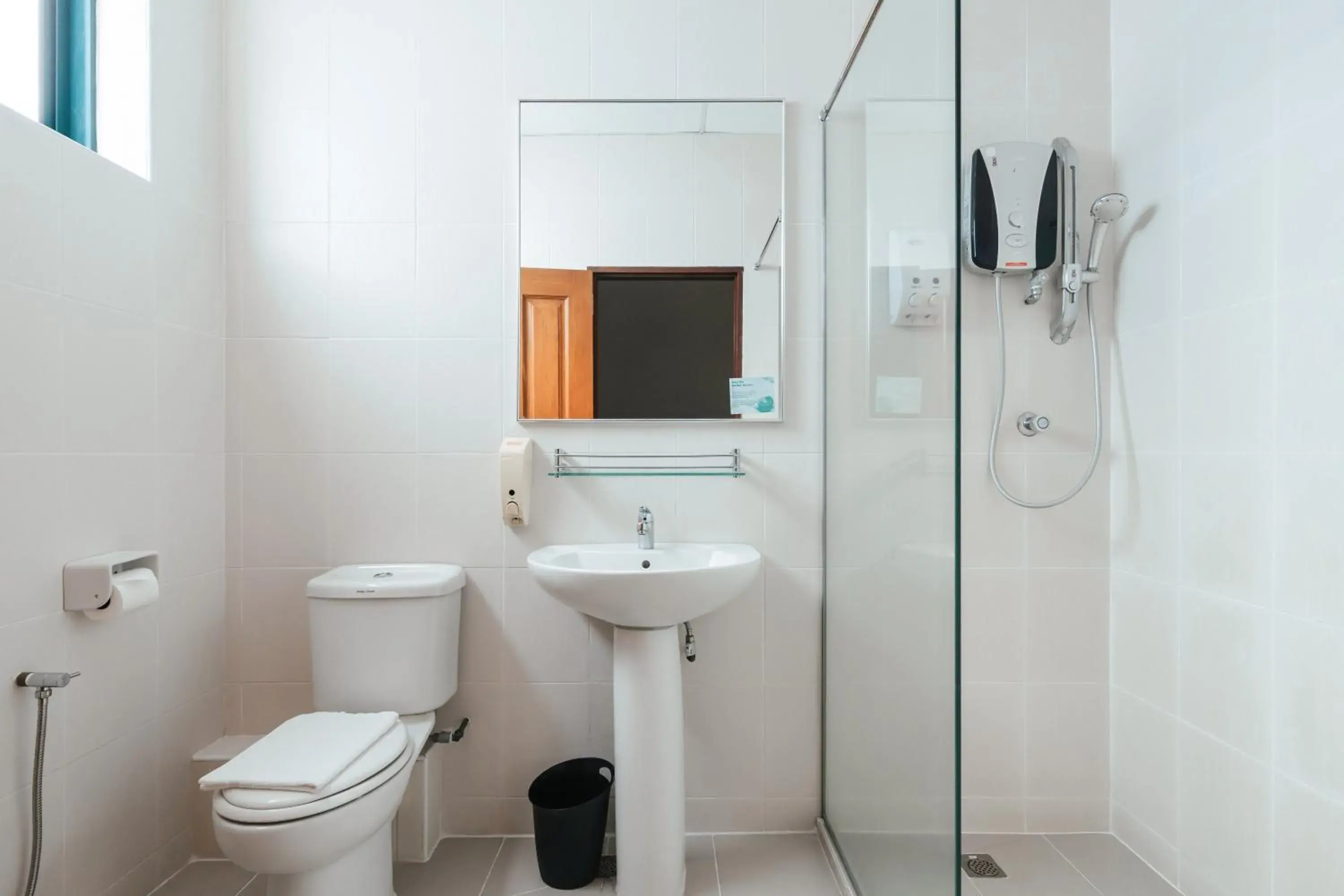 Bathroom in Golden View Serviced Apartments Bathroom in Golden View Serviced Apartments