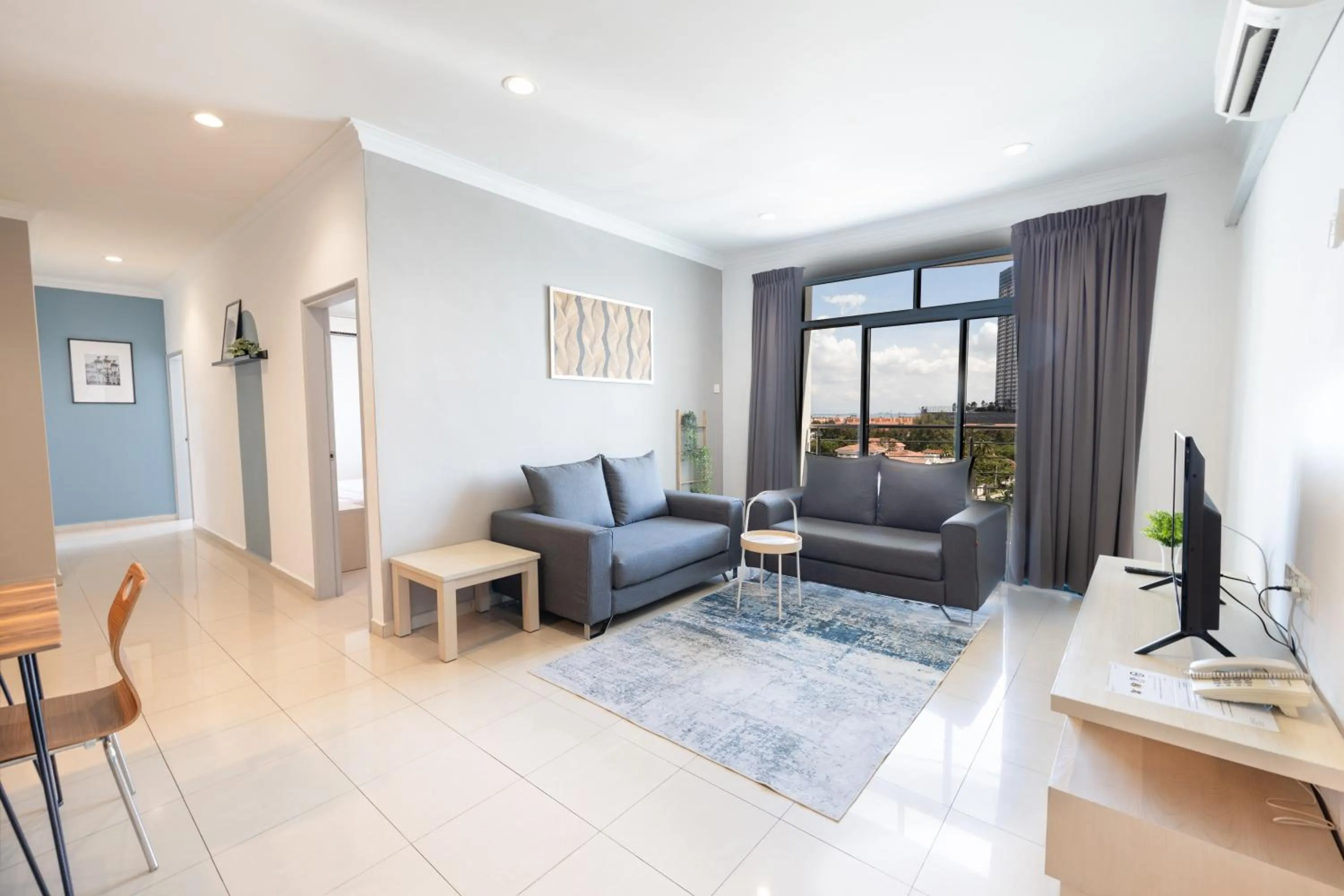 Living room in Golden View Serviced Apartments