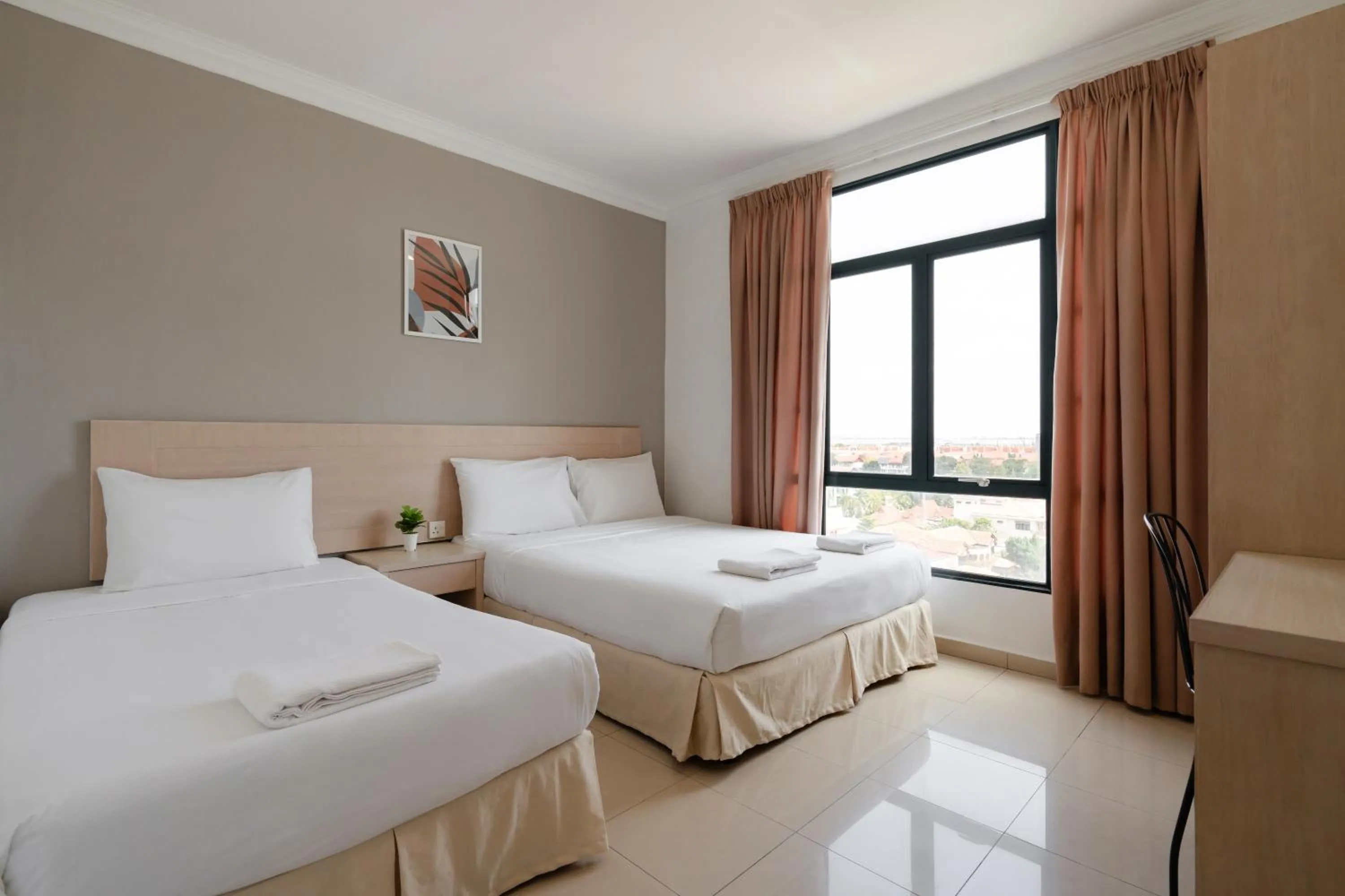 Bedroom, Bed in Golden View Serviced Apartments