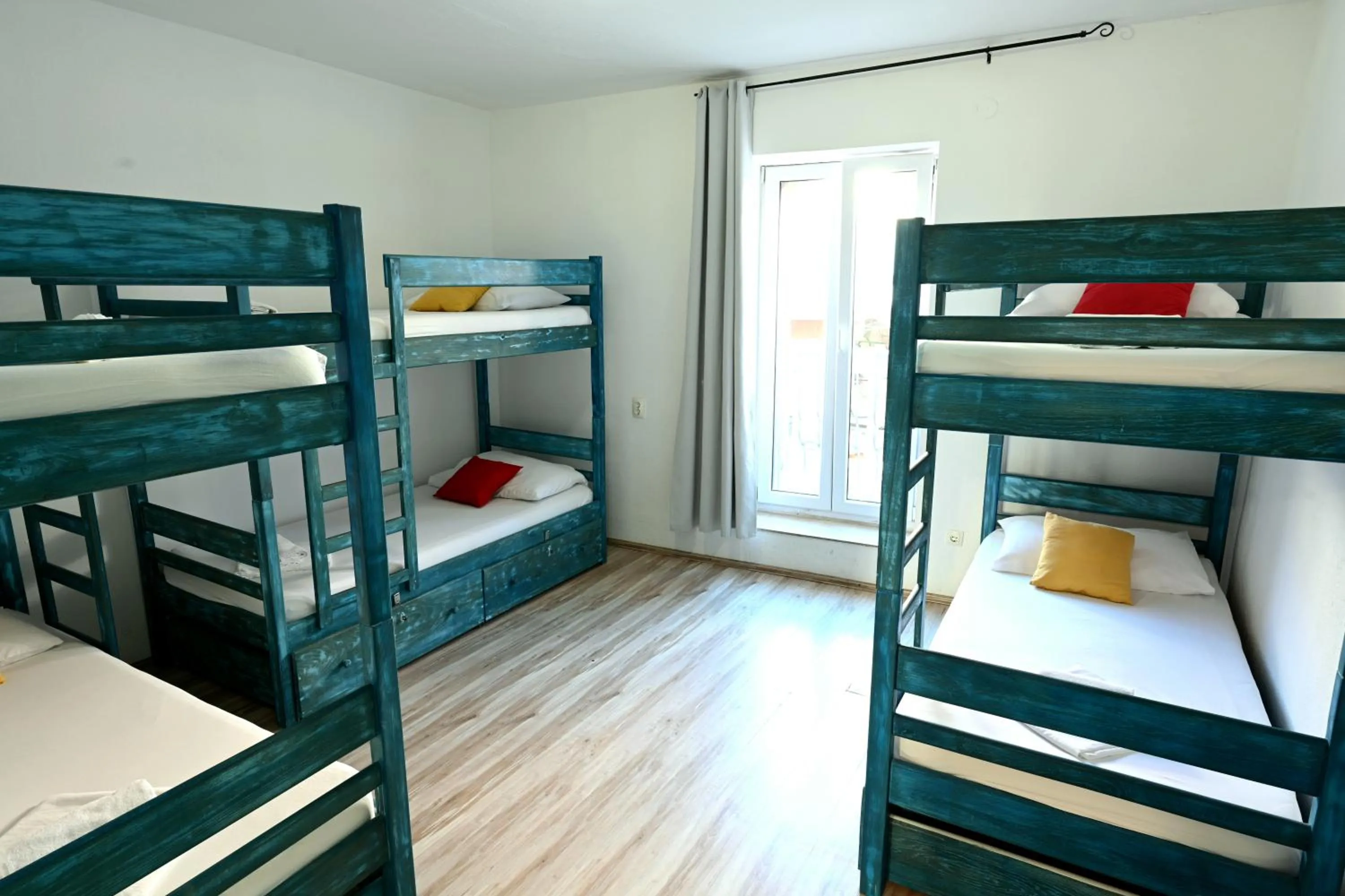 Bed in 6-Bed Female Dormitory Room in White Rabbit Hostel