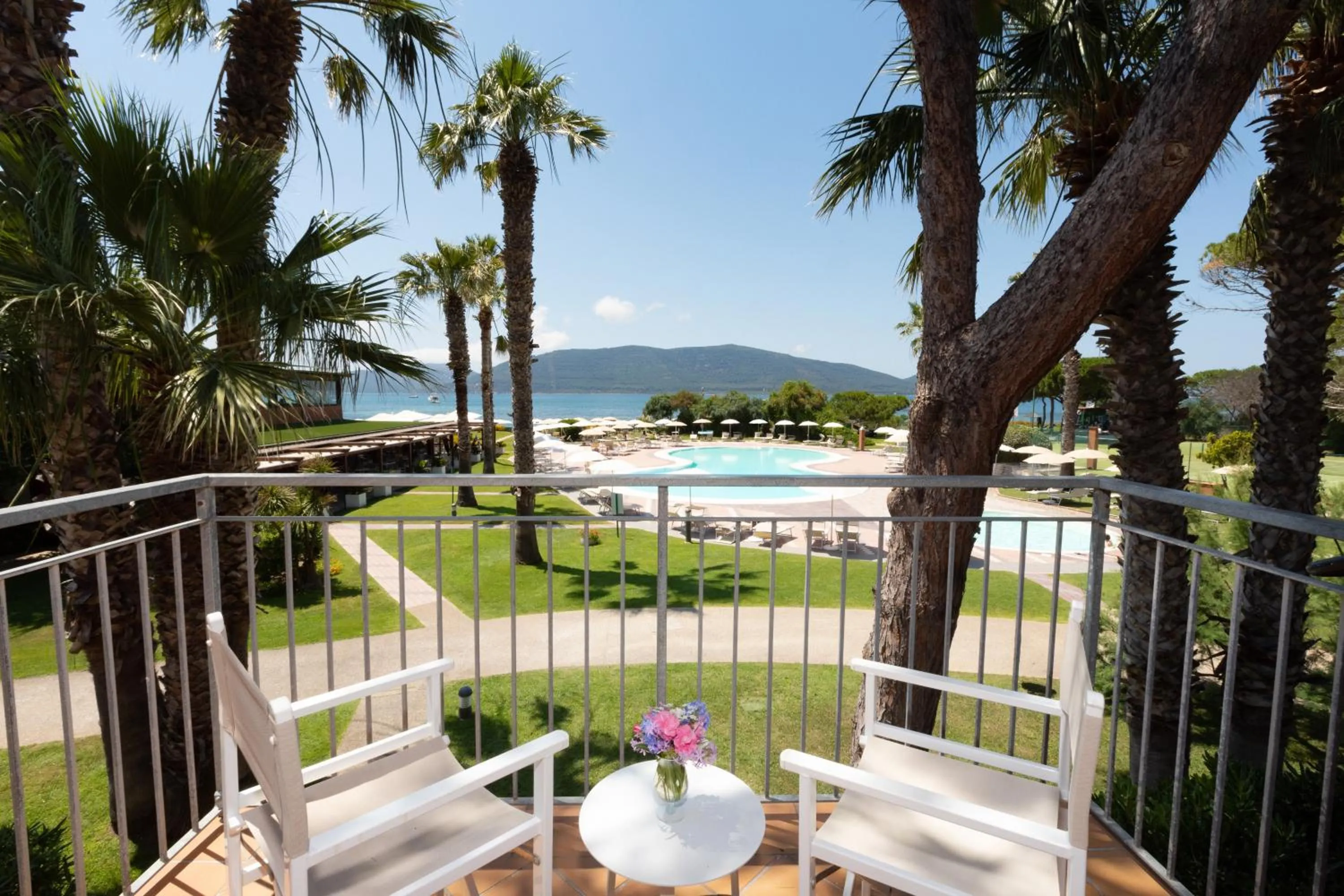 Patio in Hotel Corte Rosada Affiliated by Melia