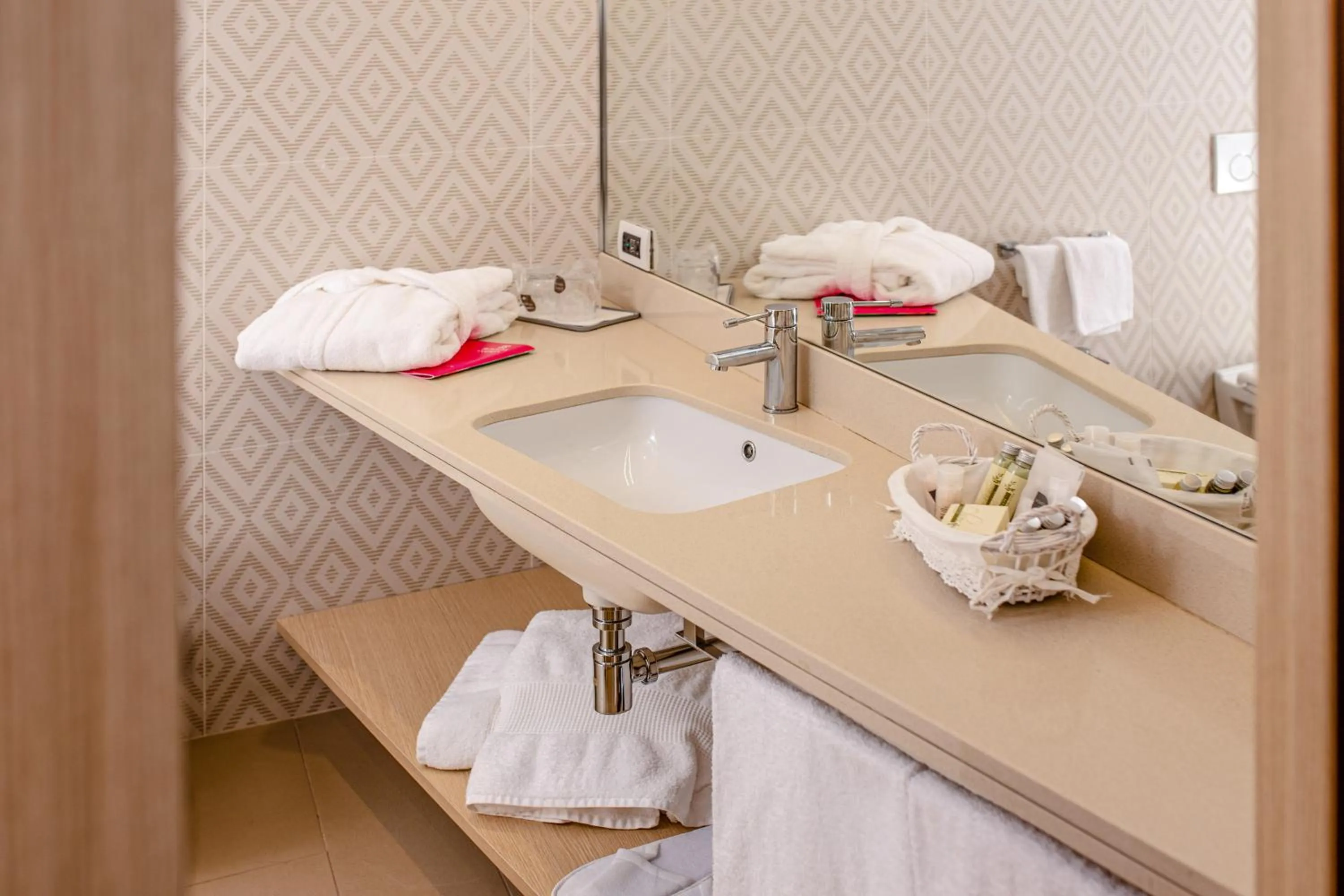 Bathroom in Hotel Corte Rosada Affiliated by Melia